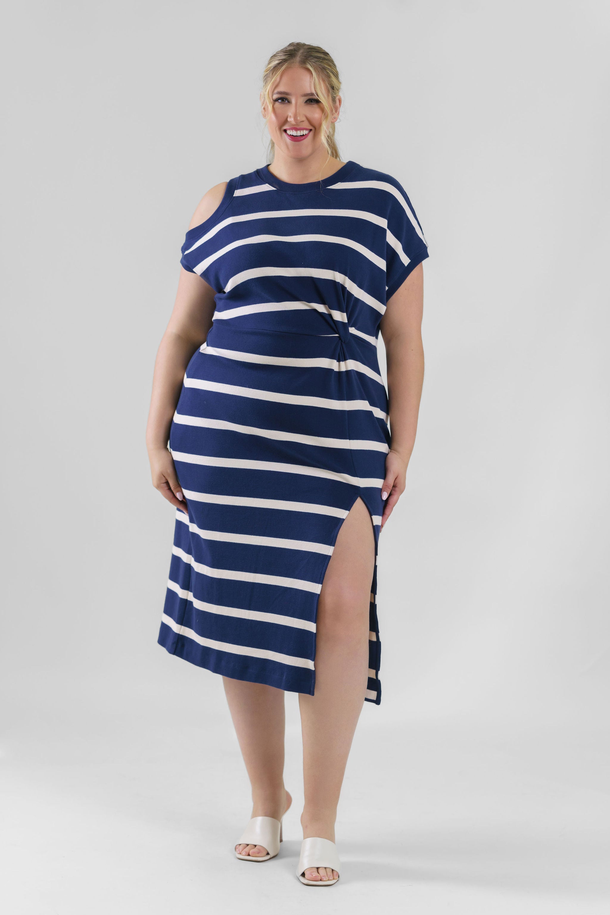 Tanya Taylor - Women's Charlie Dress - MARITIME BLUE/CREAM 1X Tanya Taylor - Women's Charlie Dress - MARITIME BLUE/CREAM 1X