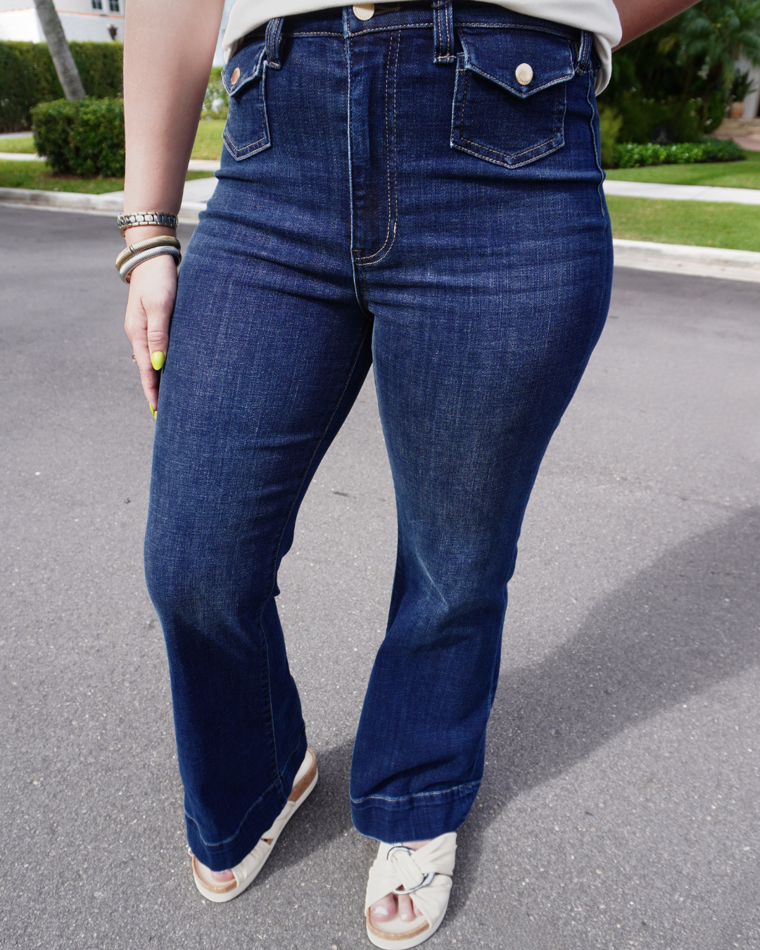 HANNAH HIGH RISE FLARE WITH MINI PATCH POCKETS plus-size - AMOUR781