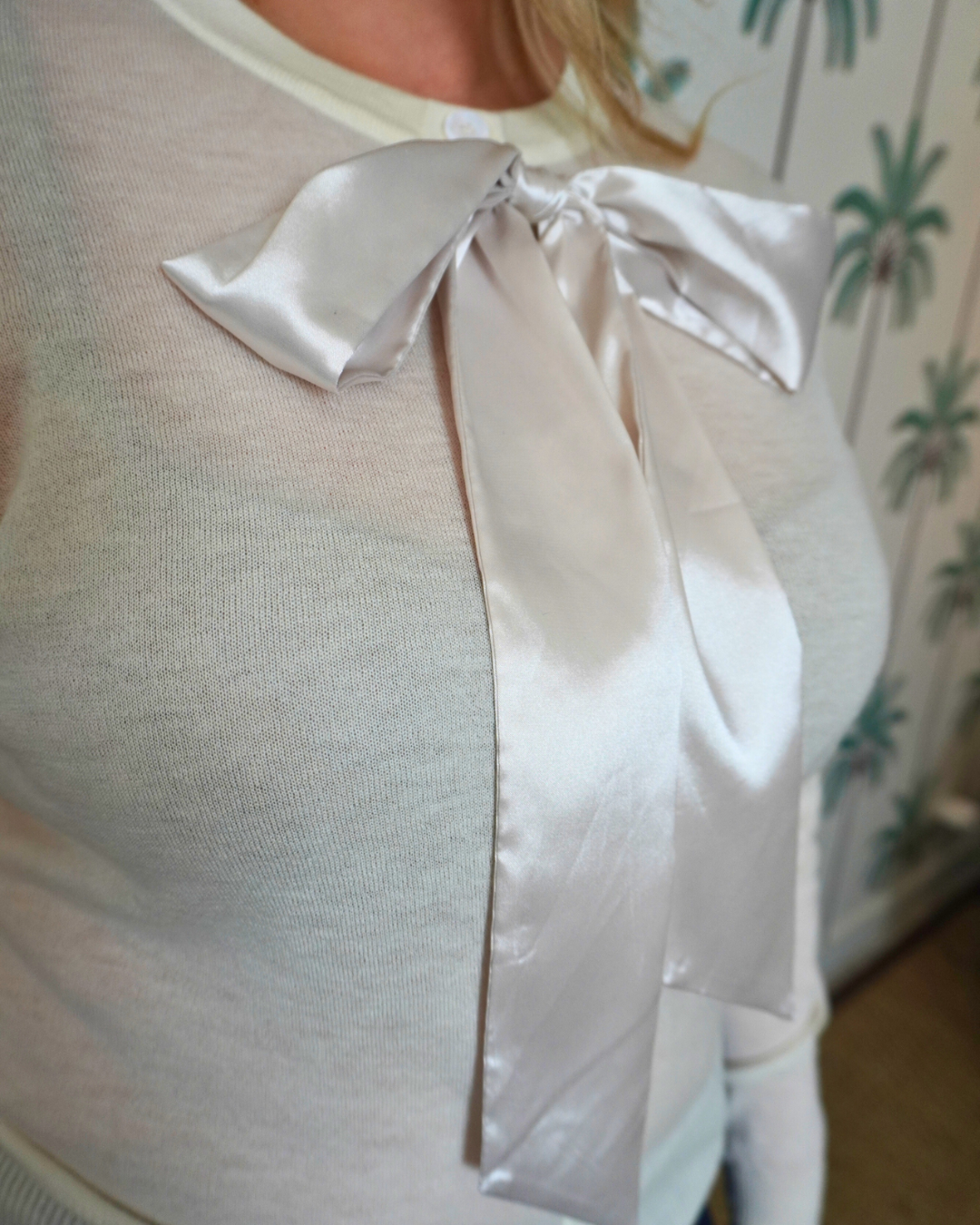 THE TAKE A BOW CARDIGAN plus-size - AMOUR781