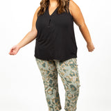 SLEEVELESS V-NECK WITH TUCKS plus-size - AMOUR781