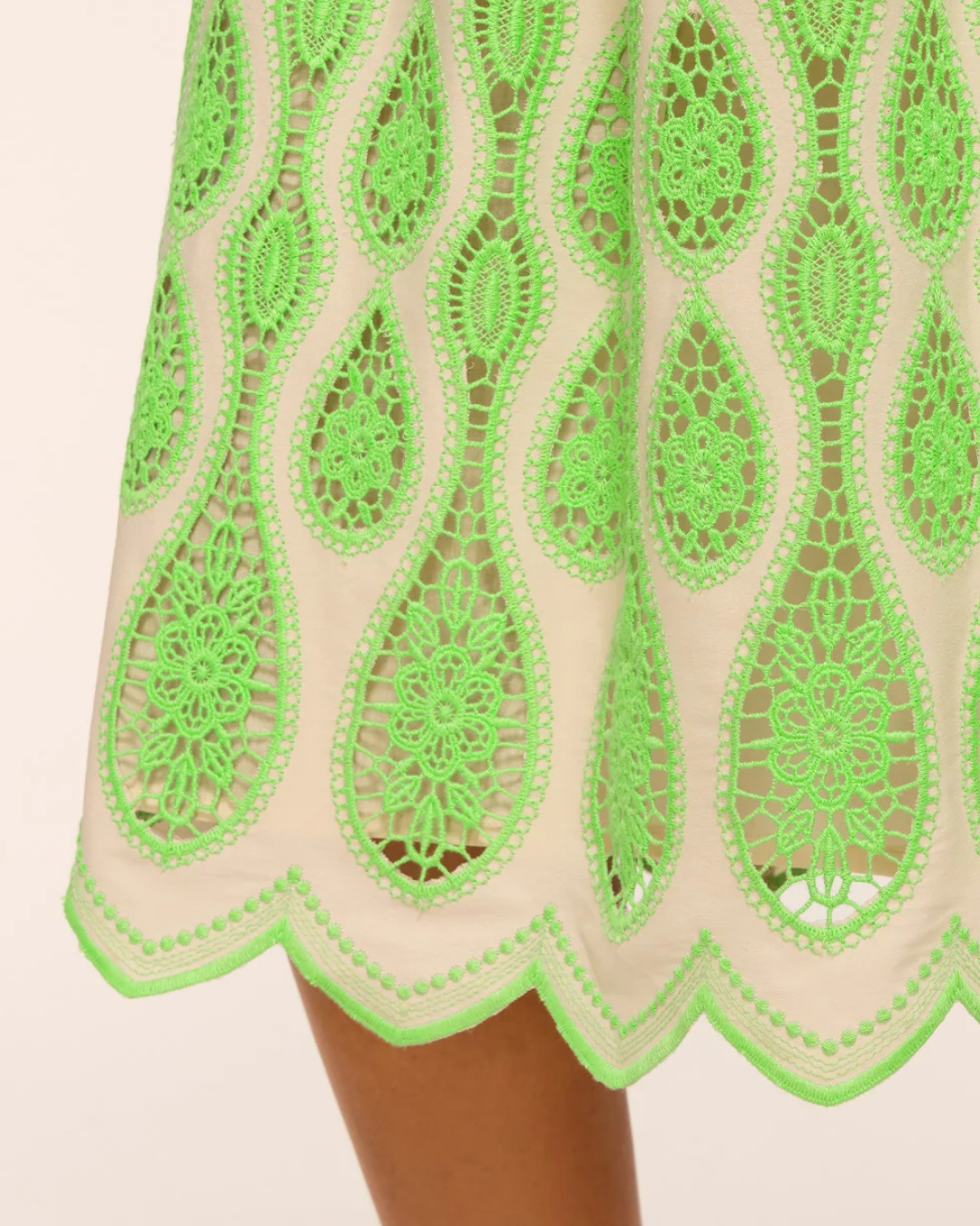 SANDRA Dress Lime plus-size - AMOUR781