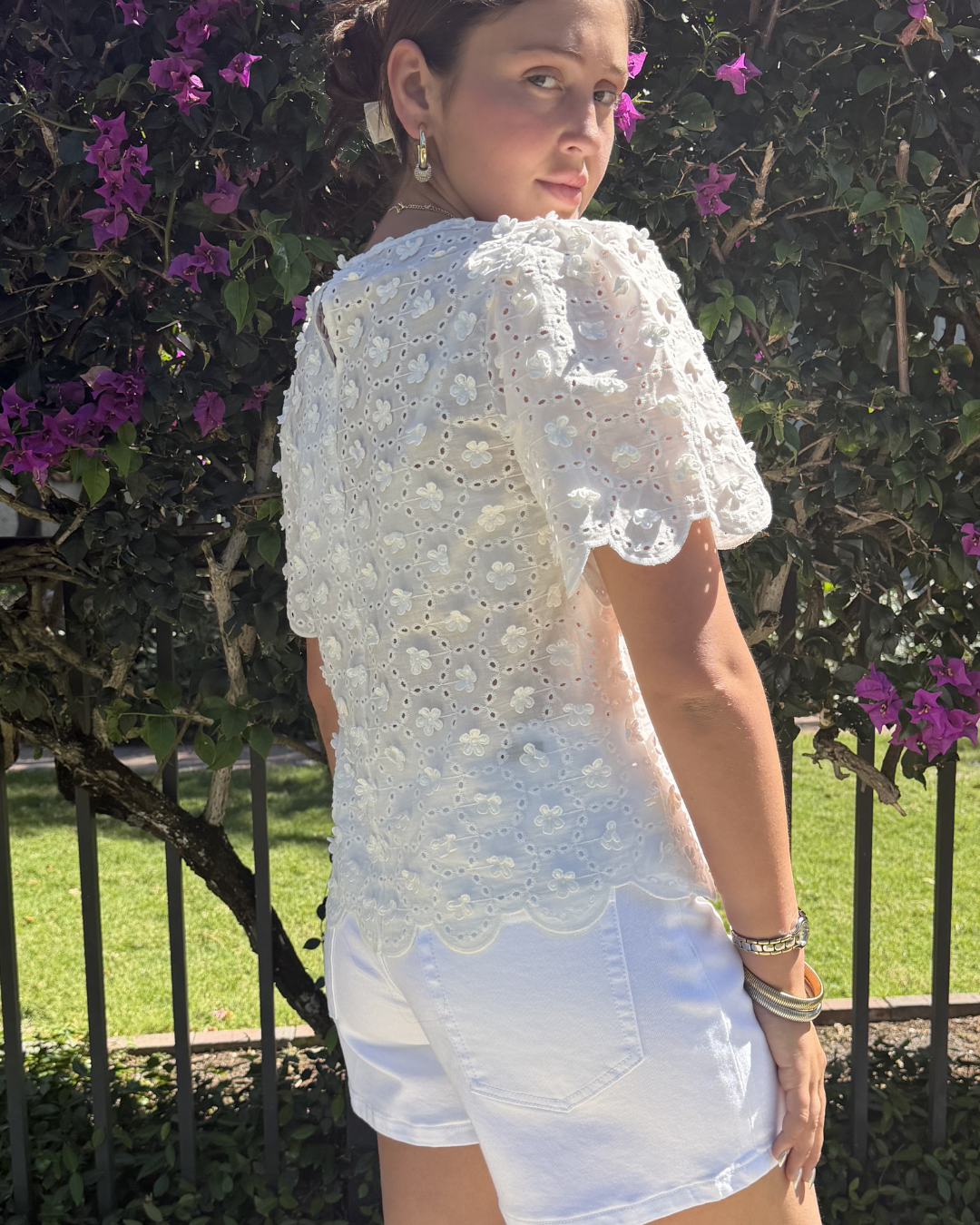 Scalloped short sleeve top plus-size - AMOUR781