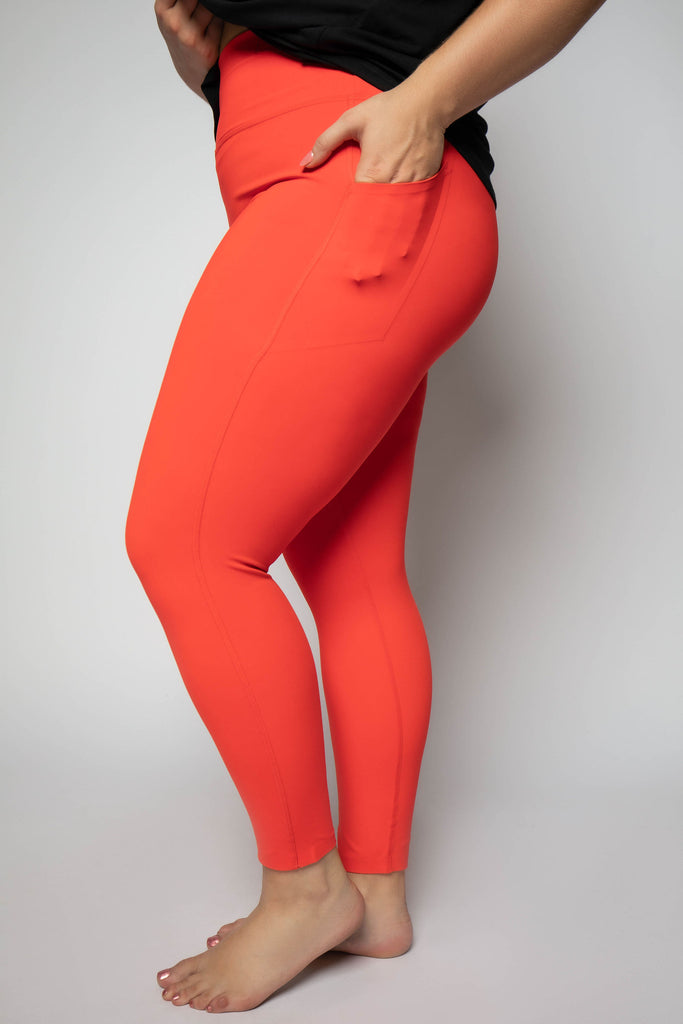 CURVY LASER-CUT AND BONDED ESSENTIAL FOLDOVER HIGH WAISTED LEGGINGS Designed by Mono B.