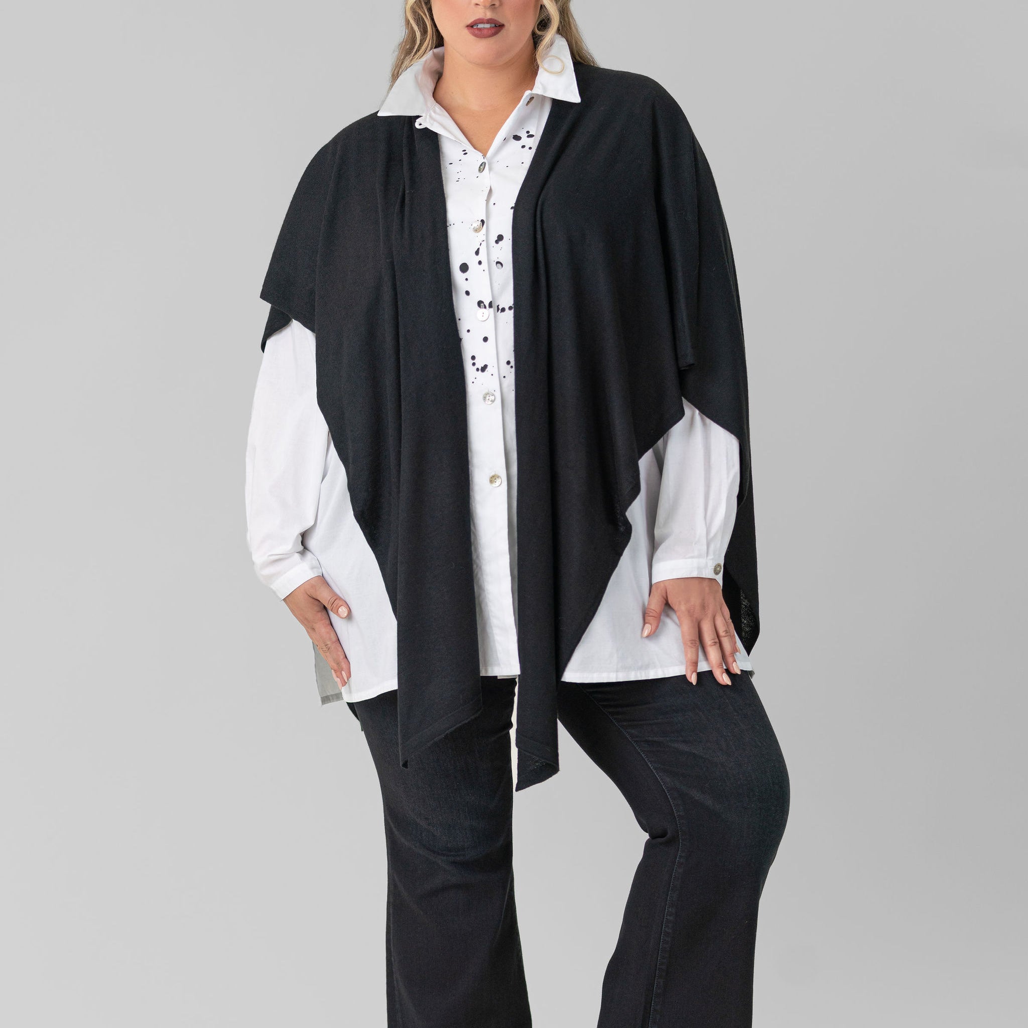 ESSENTIALS RUANA plus-size - AMOUR781