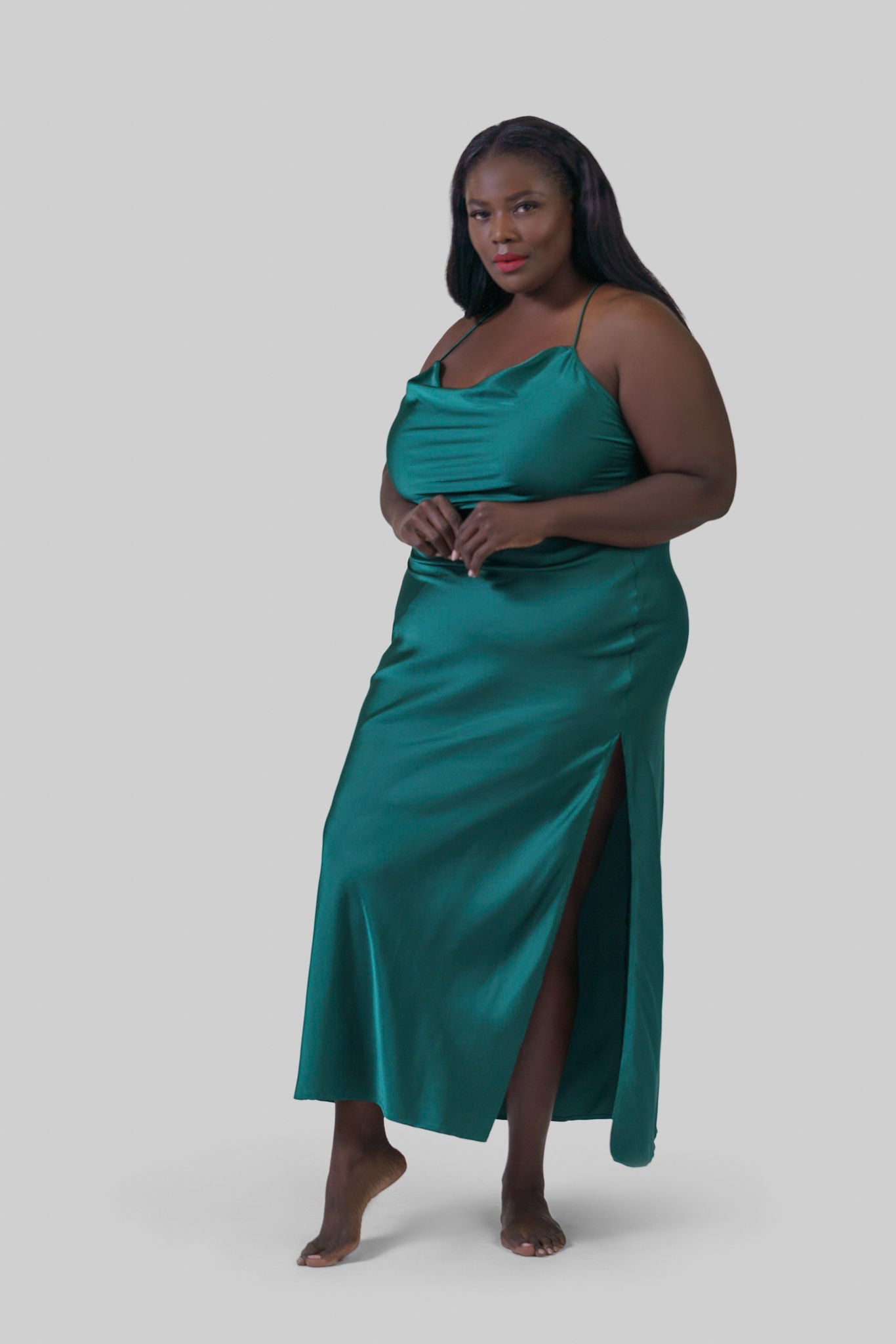 SATIN MAXI COWL SLIP plus-size - AMOUR781