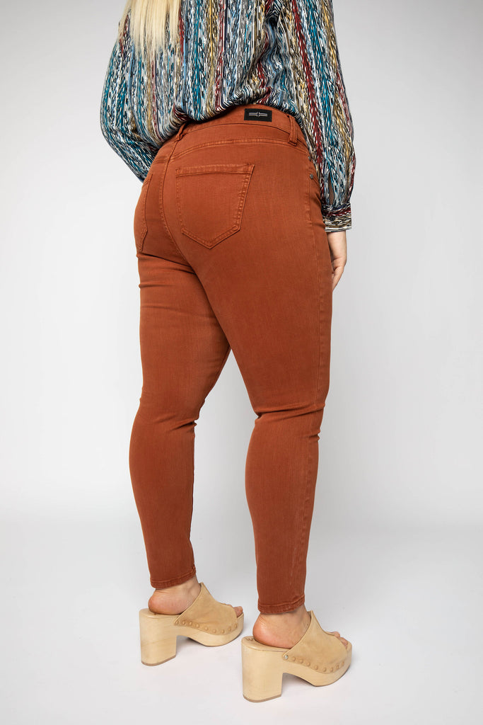 ABBY SKINNY ANKLE JEAN - AMOUR781