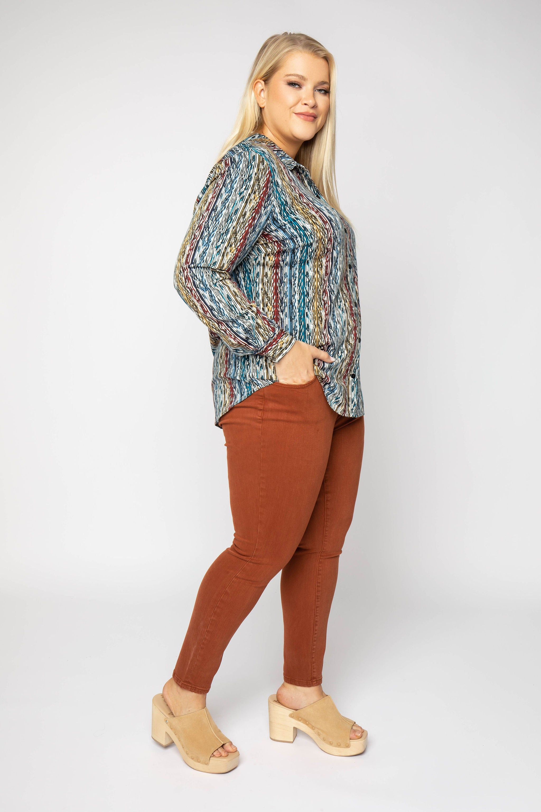 ARROW IKAT BUTTON FRONT plus-size - AMOUR781