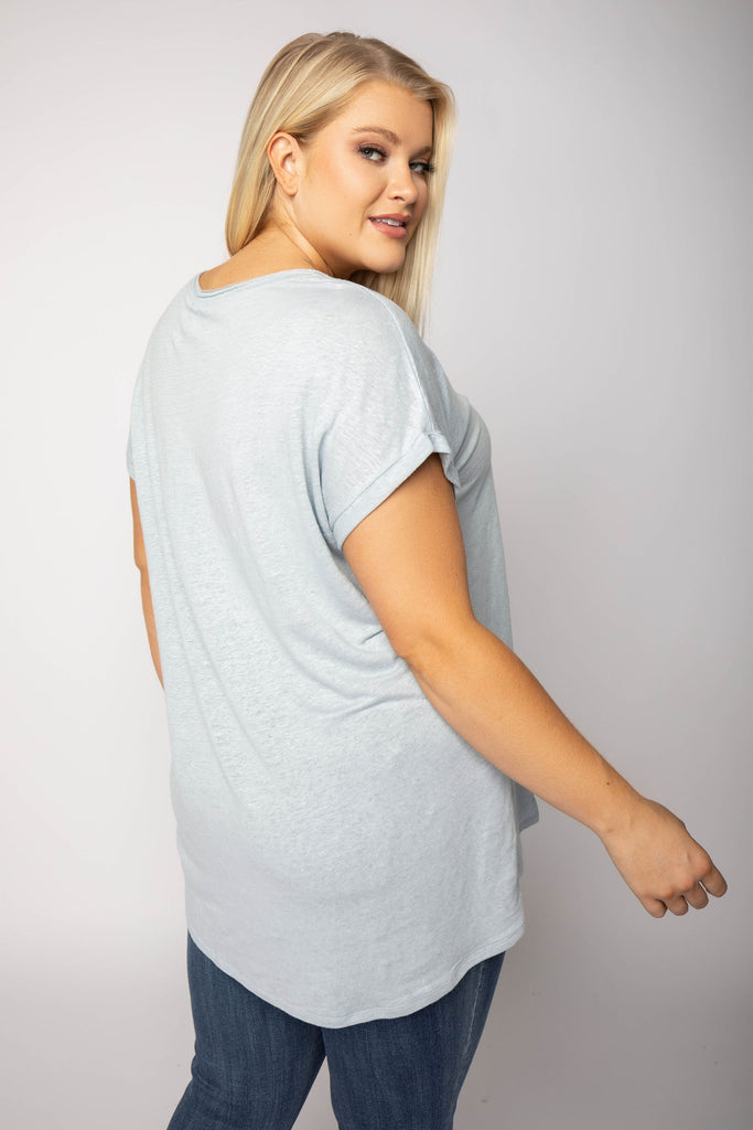 Classic Linen Top Designed by Lysse.