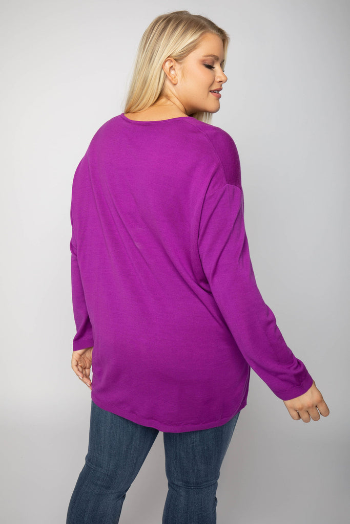MERINO V-NECK PULLOVER designed by Maison Montagut