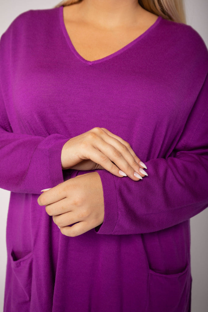 MERINO V-NECK PULLOVER designed by Maison Montagut