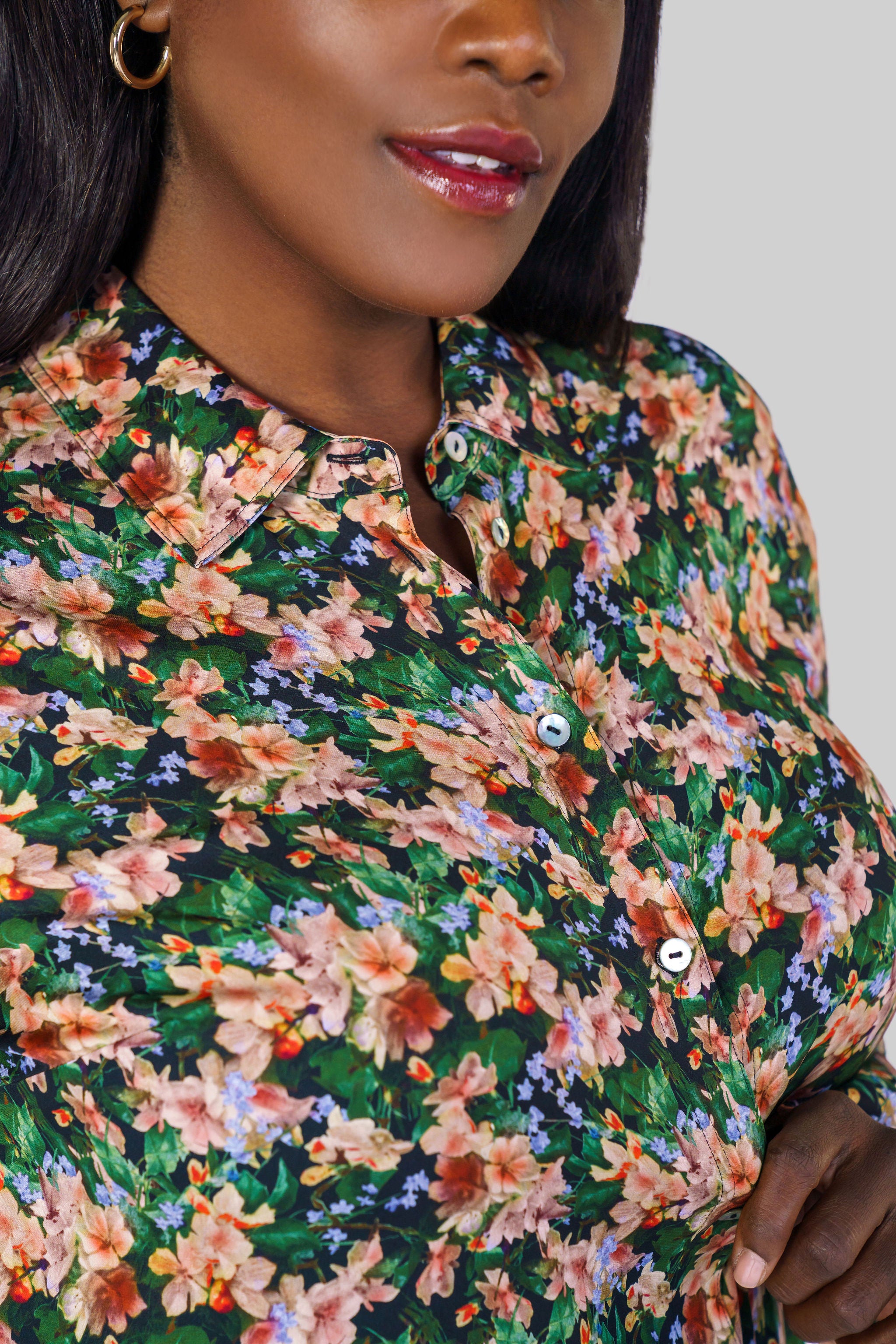 WILD PRIMROSE SLIM FITTED BLOUSE plus-size - AMOUR781