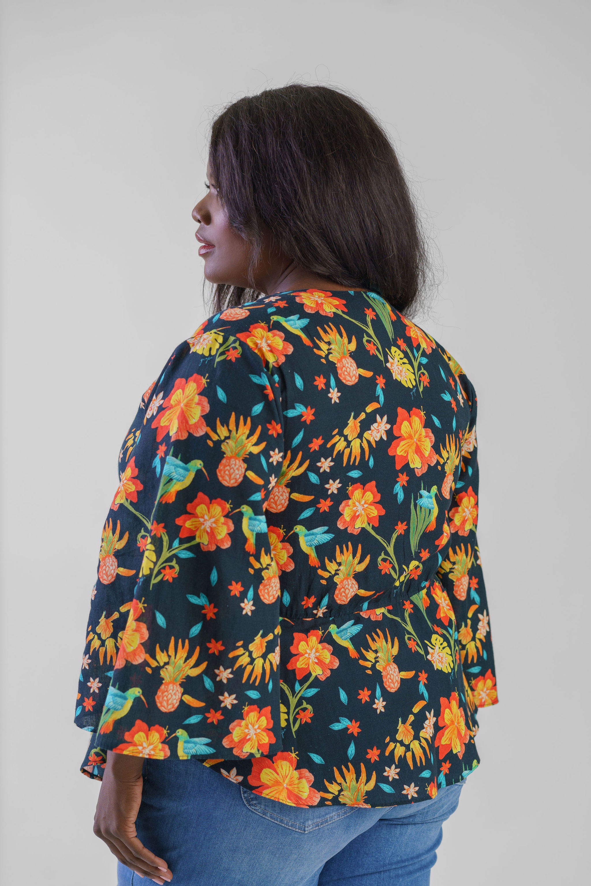 SITARA V NECK TOP plus-size - AMOUR781