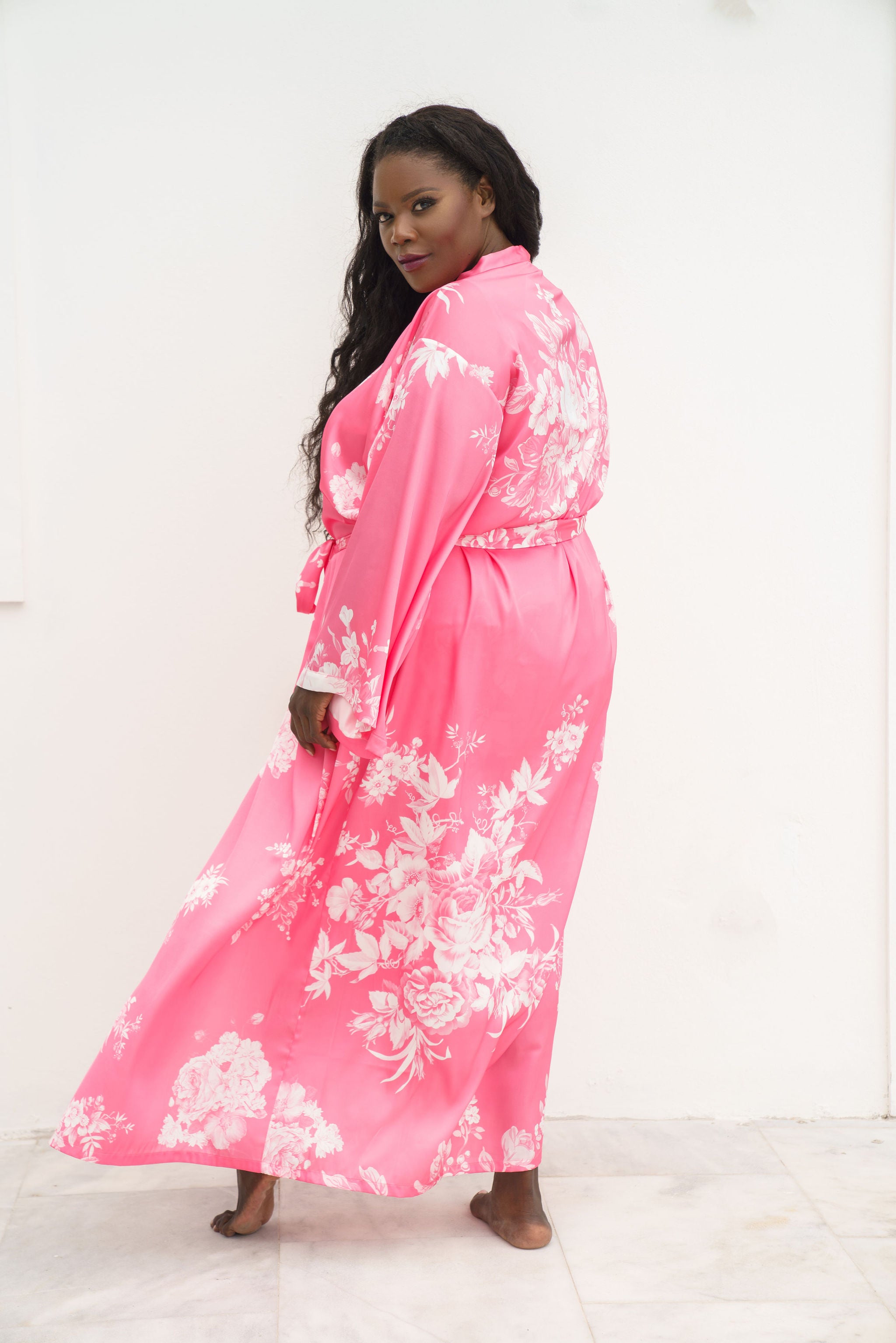 PINK AND WHITE FLORAL MAXI ROBE plus-size - AMOUR781