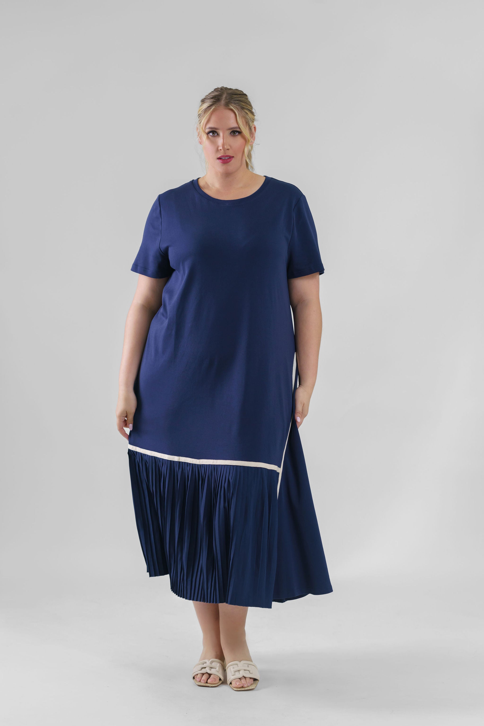 ROWAN POINTE KNIT DRESS WITH PLEATING plus-size - AMOUR781