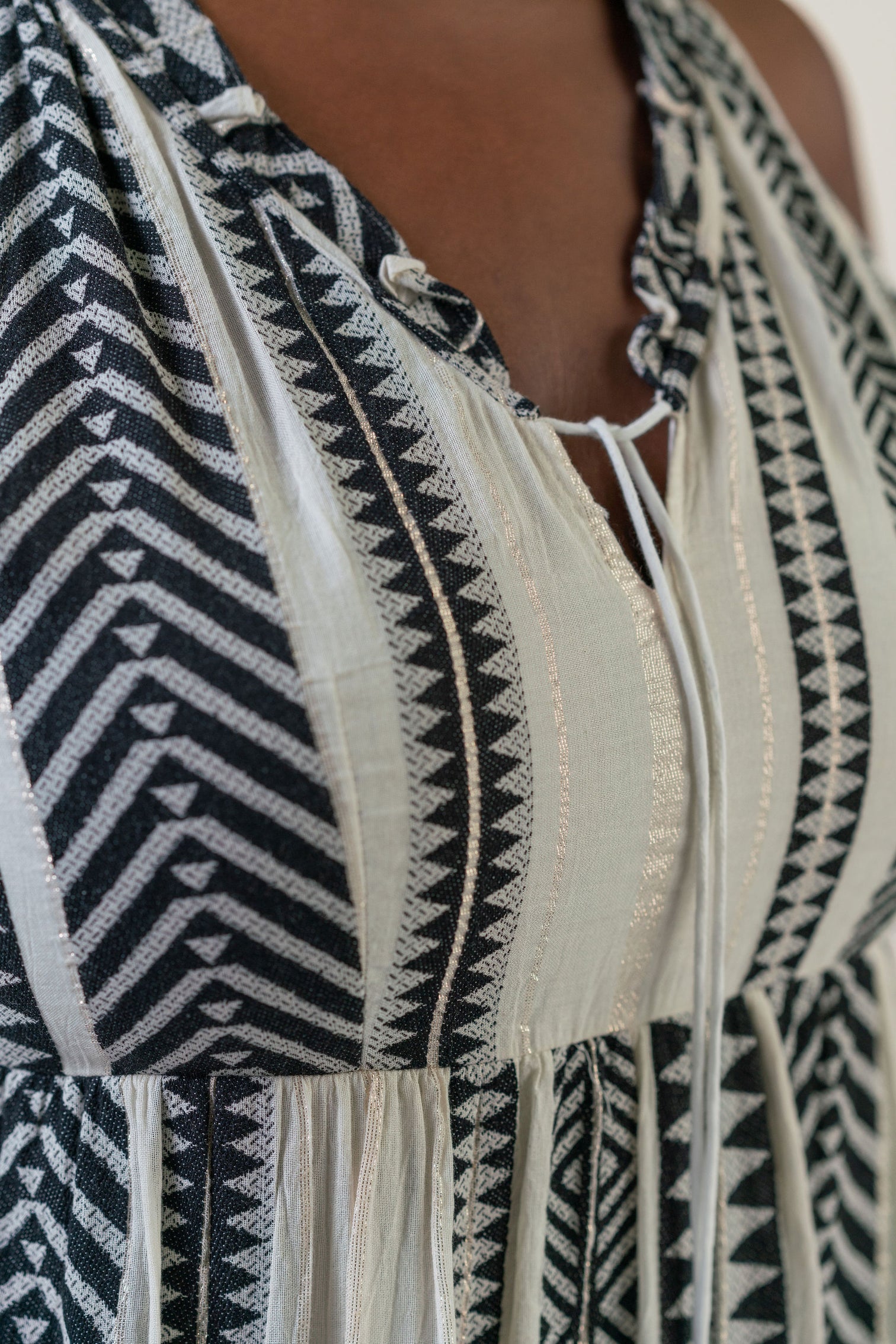 GRECIAN BLACK & CREAM DRESS – AMOUR781