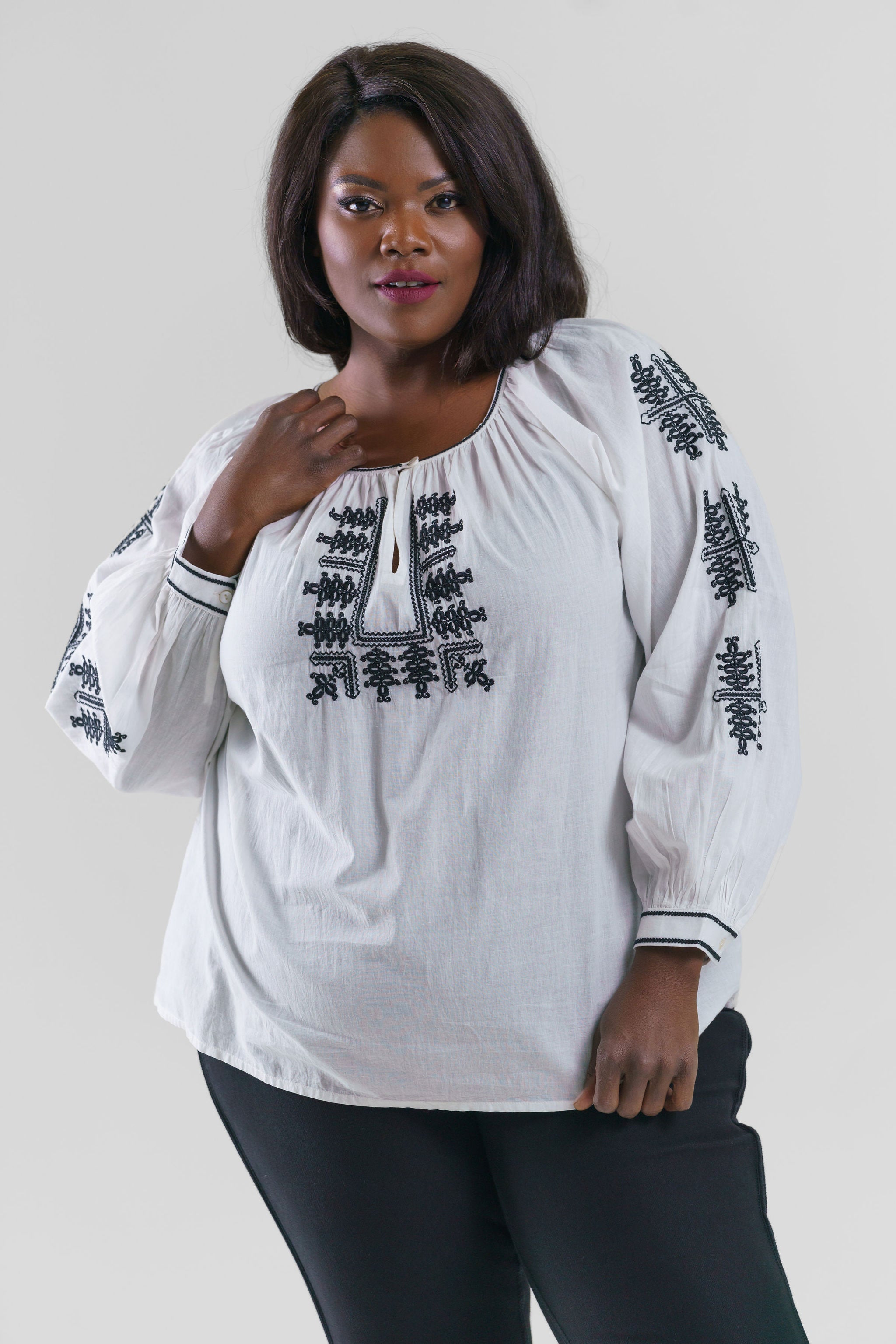 EMBROIDERED TOP plus-size - AMOUR781