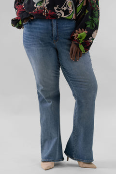 ANA HIGH RISE FLARE JEANS plus-size - AMOUR781