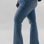 ANA HIGH RISE FLARE JEANS plus-size - AMOUR781