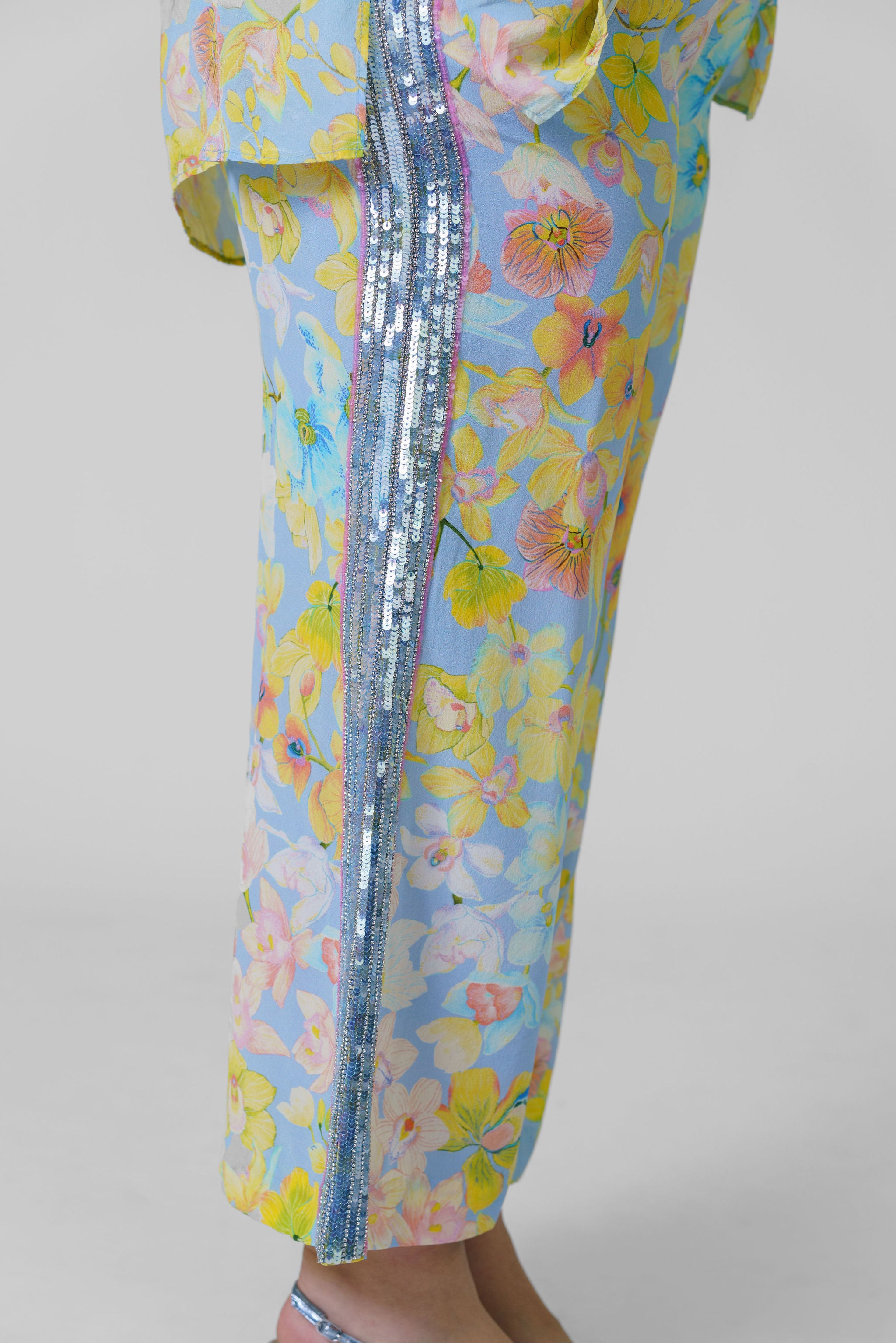 ORCHID BLOOM EMBELLISHED PANTS plus-size - AMOUR781