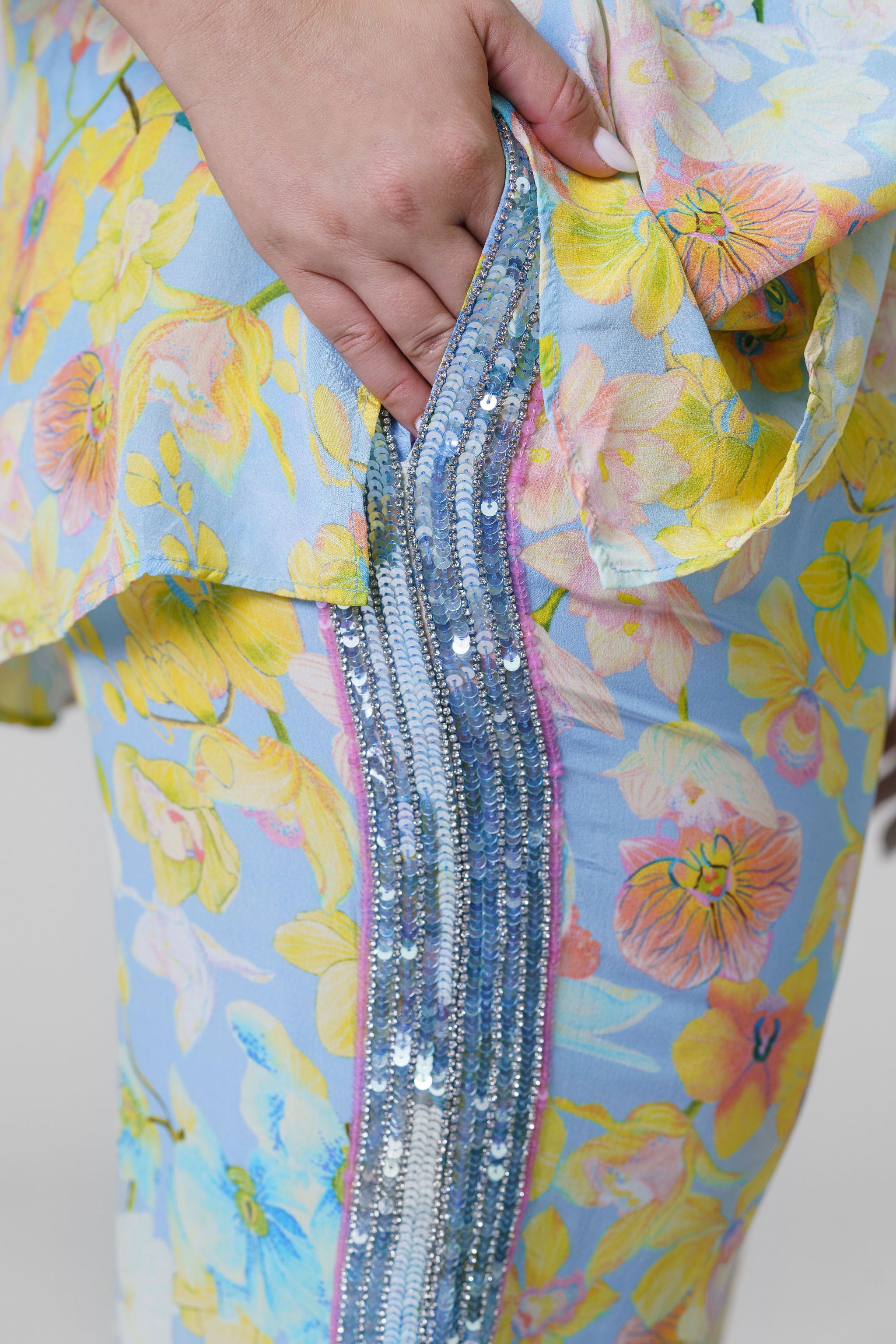 ORCHID BLOOM EMBELLISHED PANTS plus-size - AMOUR781