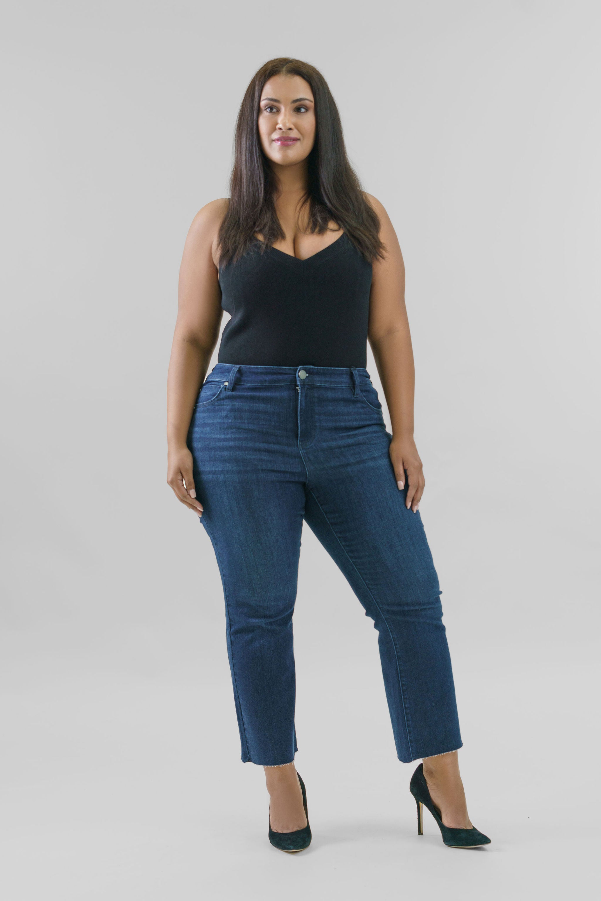 HANNAH CROP FLARE WITH CUT HEM plus-size - AMOUR781