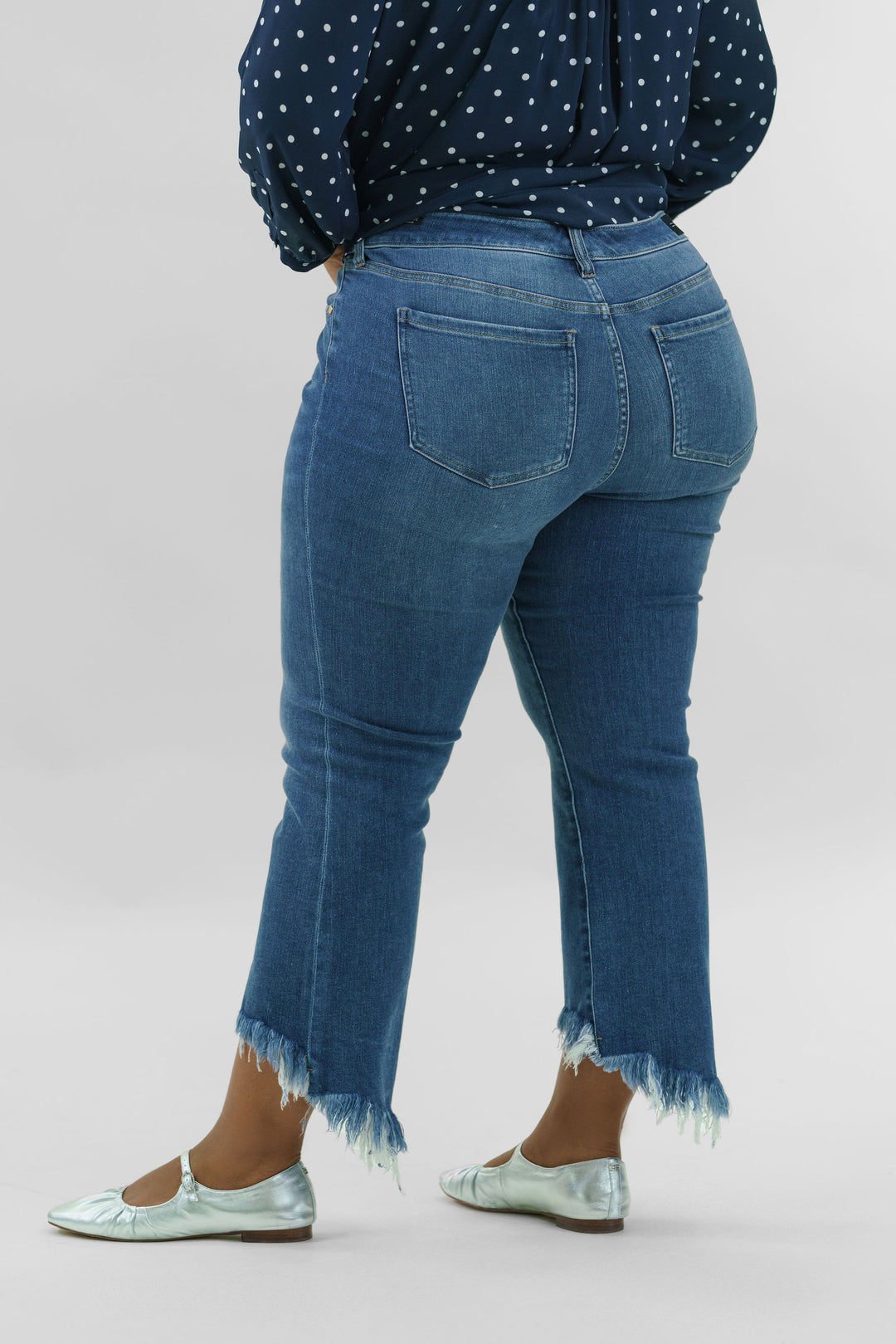 HANNAH FLARE SEAMED WITH FRONT SLIT