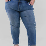 Plus size denim, destruction finish at the back hem