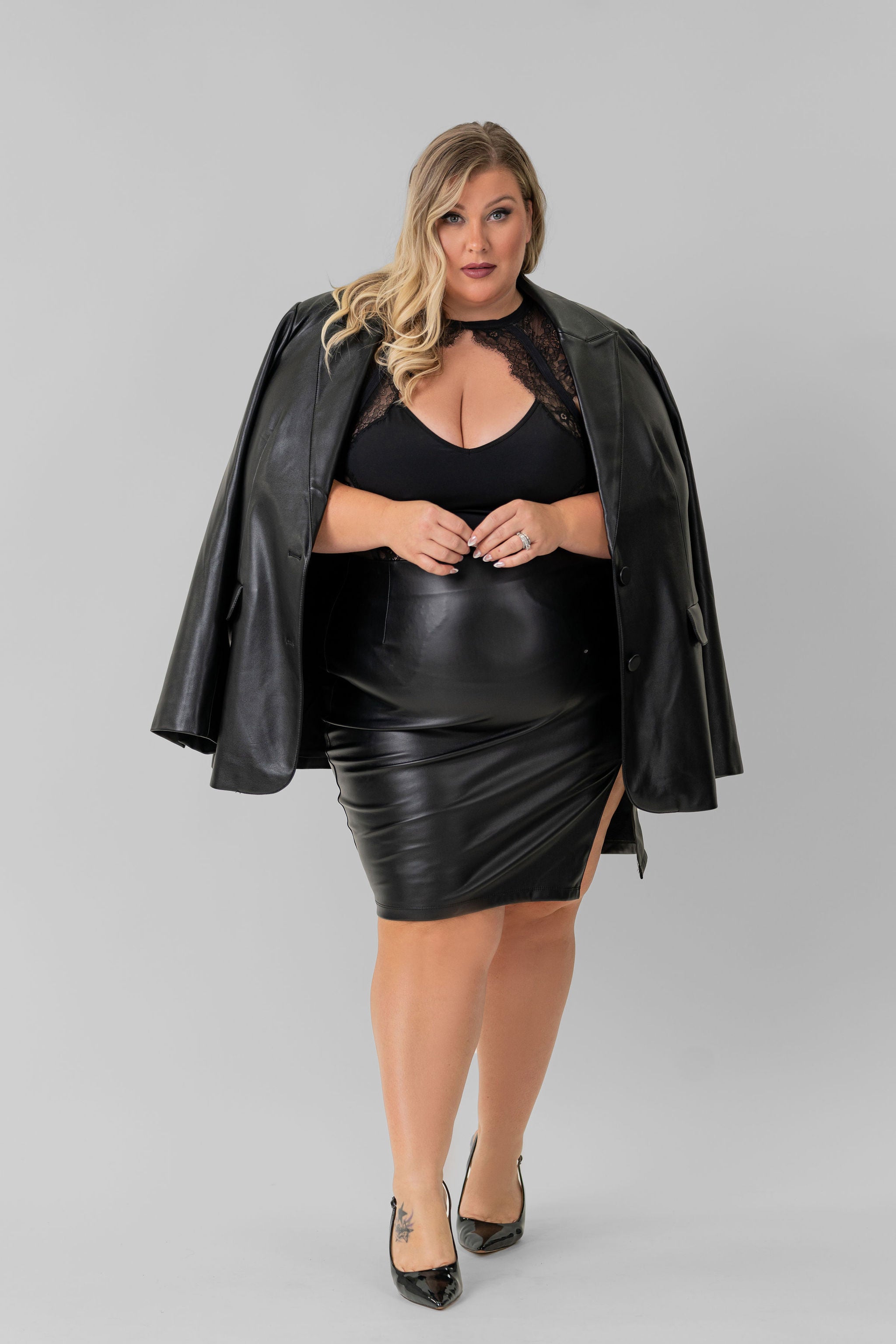 PENCIL SKIRT WITH SLIT plus-size - AMOUR781