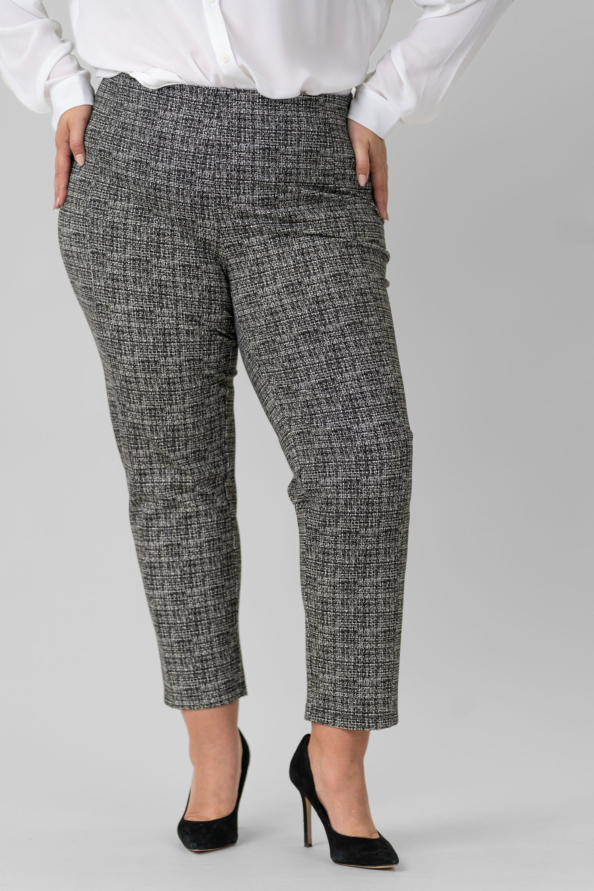 SLIM LEG REESE PANTS plus-size - AMOUR781