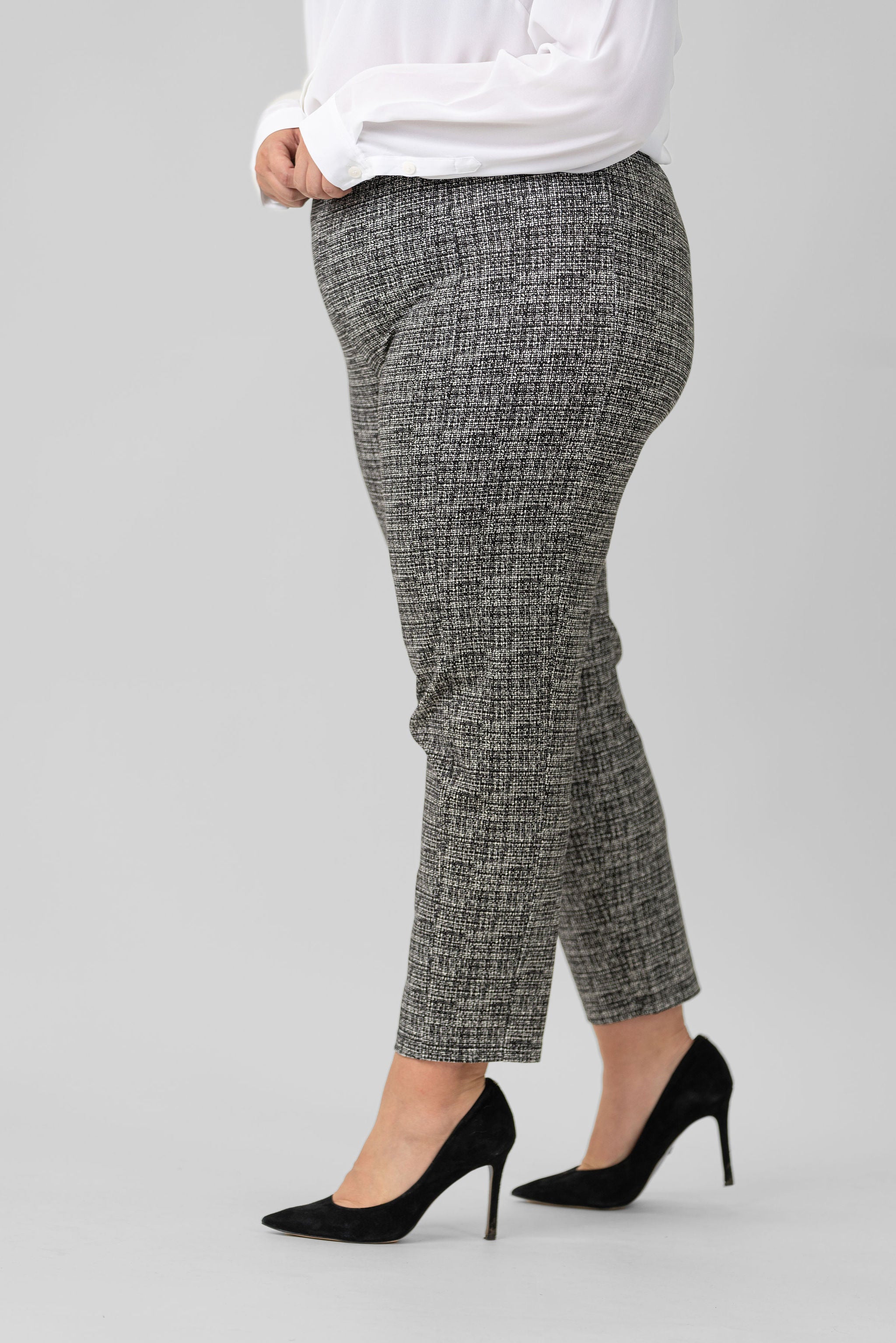 SLIM LEG REESE PANTS plus-size - AMOUR781