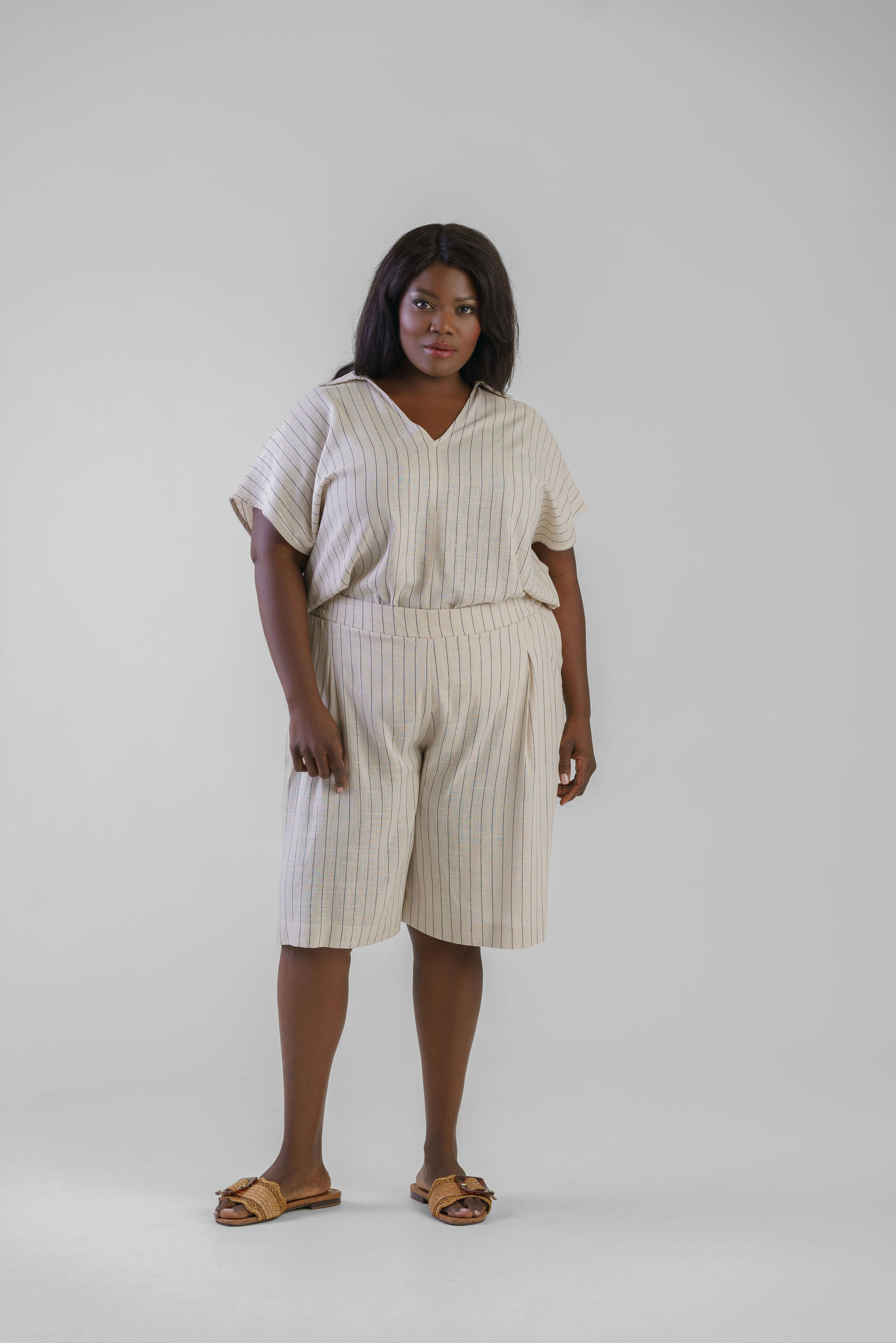 STRIPPED LINEN BLEND SHORTS plus-size - AMOUR781