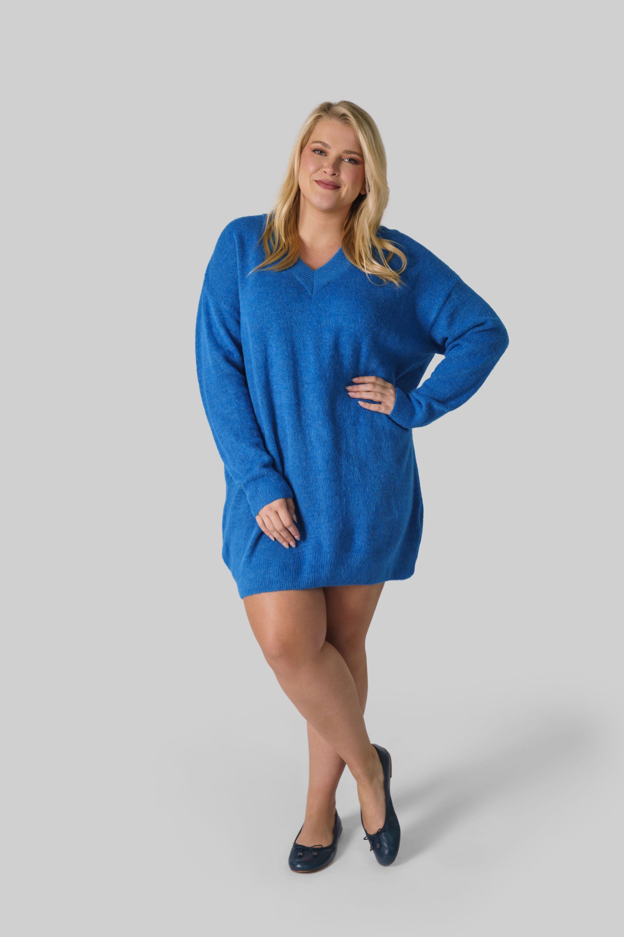 FLUFFY V-NECK LONG JUMPER plus-size - AMOUR781