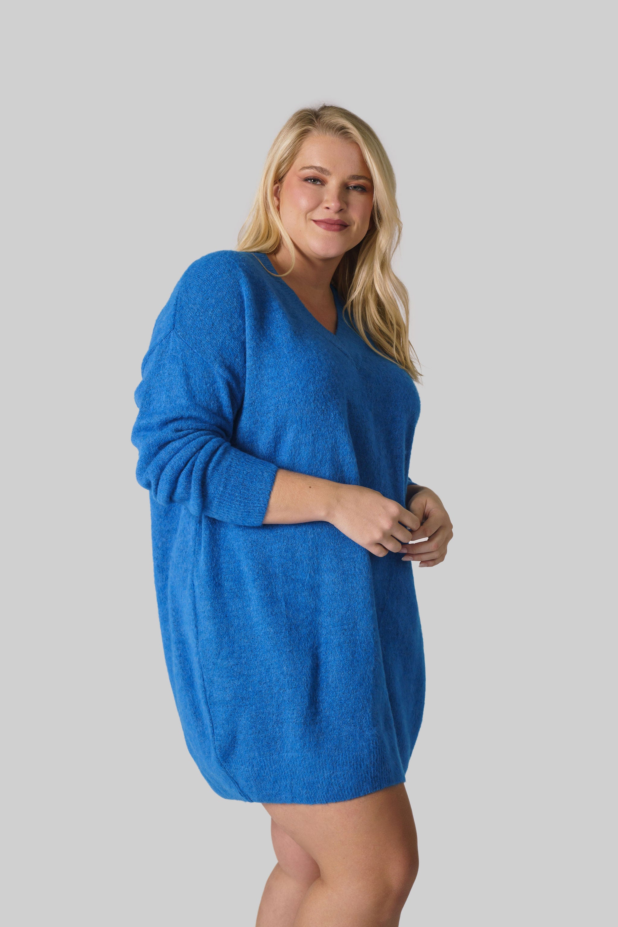 FLUFFY V-NECK LONG JUMPER plus-size - AMOUR781