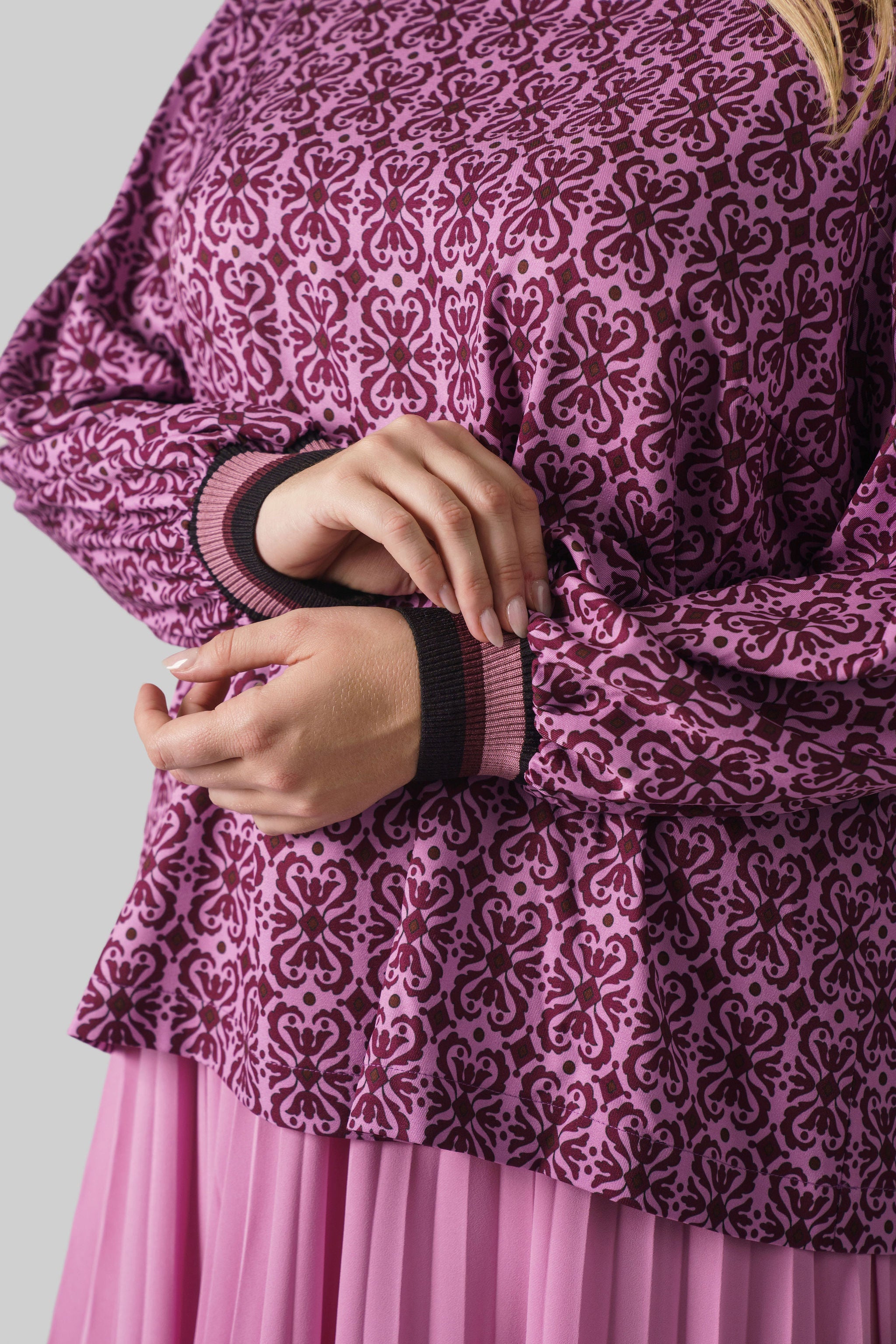 GEO PUFFY SLEEVE SHIRT plus-size - AMOUR781