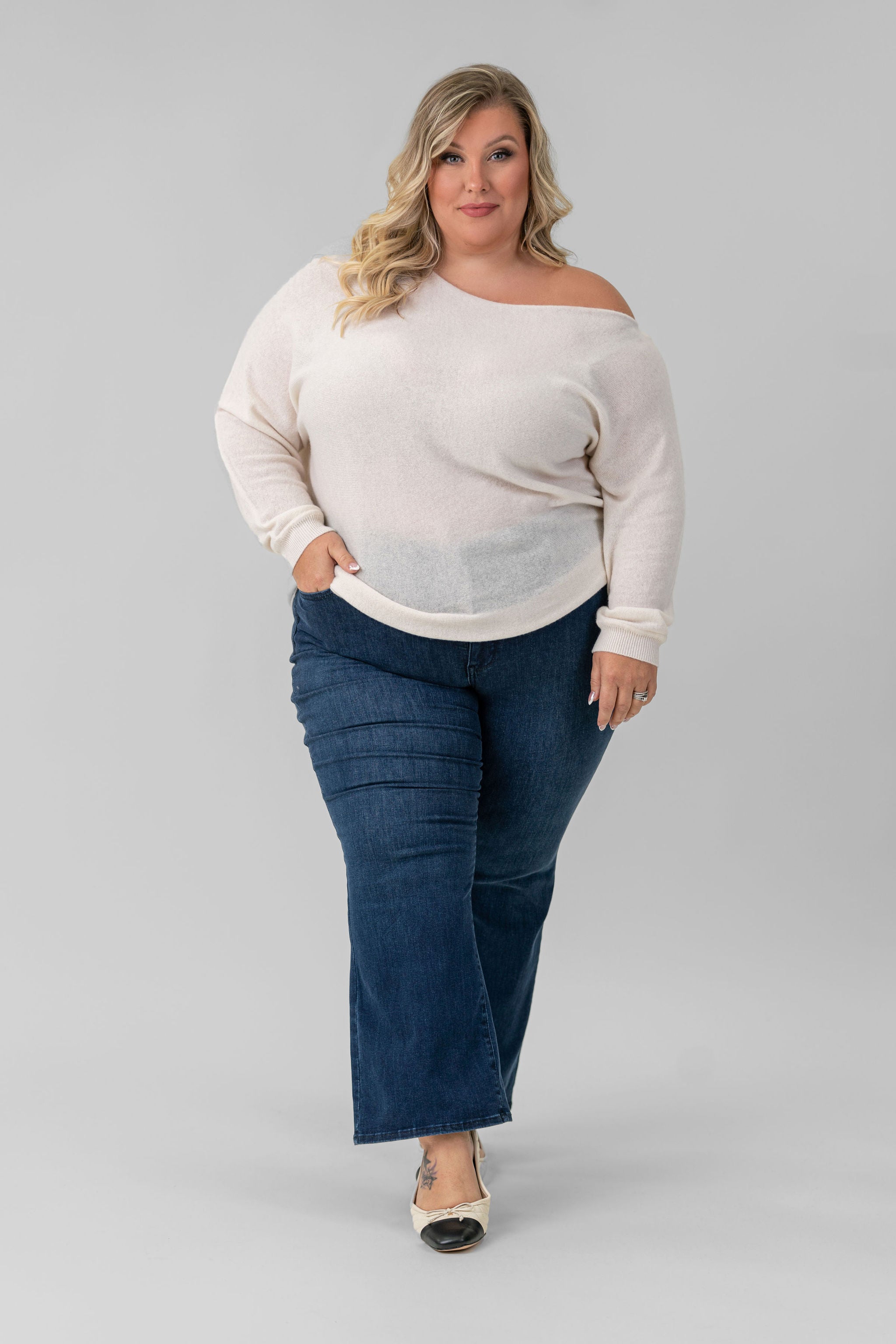 100% CASHMERE OFF THE SHOULDER TOP plus-size - AMOUR781
