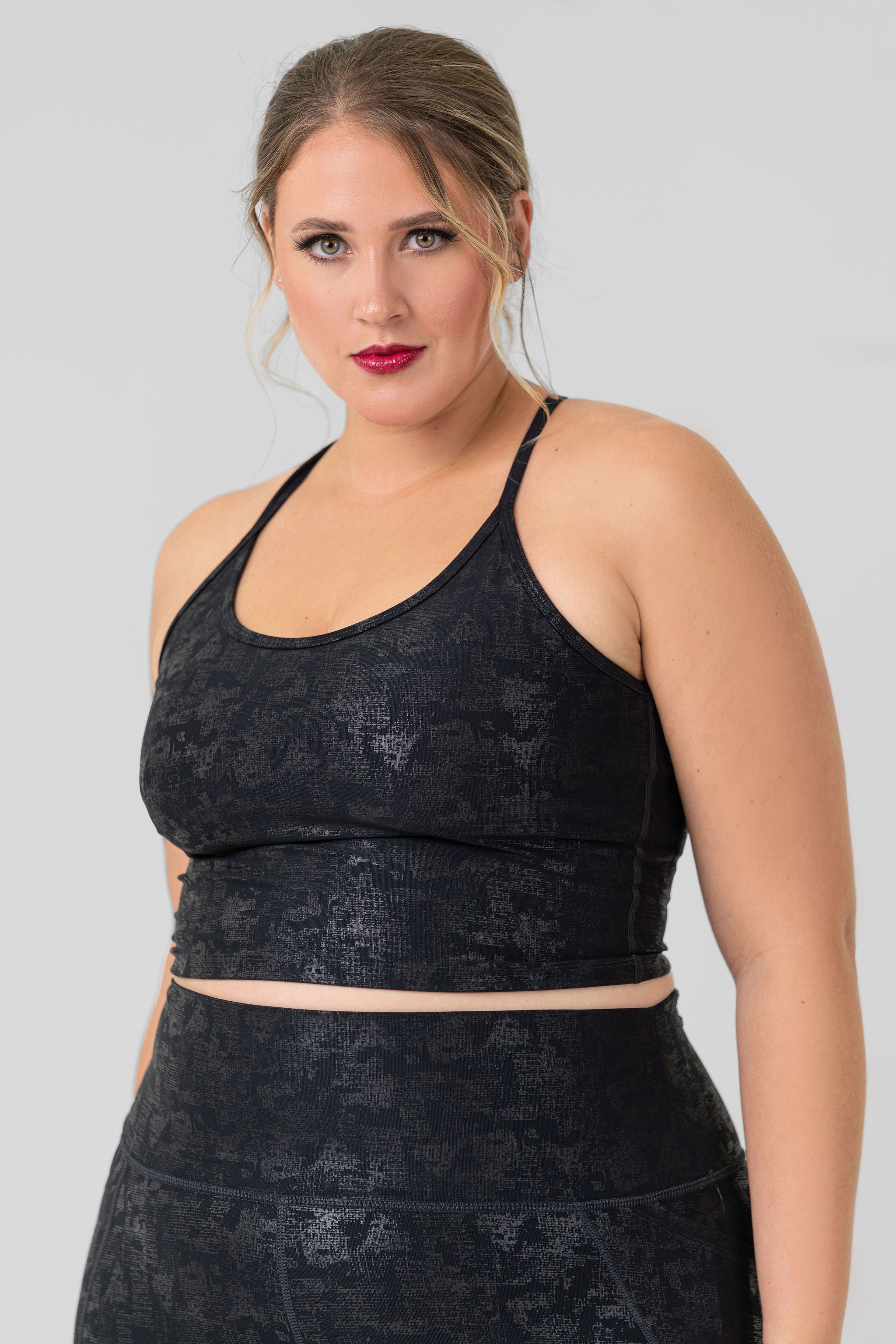 CROPPED METALLIC FOIL CAMI plus-size - AMOUR781