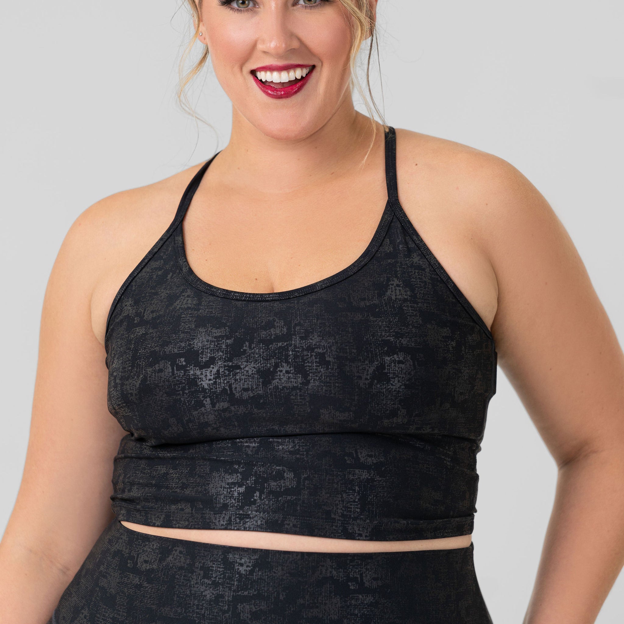 CROPPED METALLIC FOIL CAMI plus-size - AMOUR781