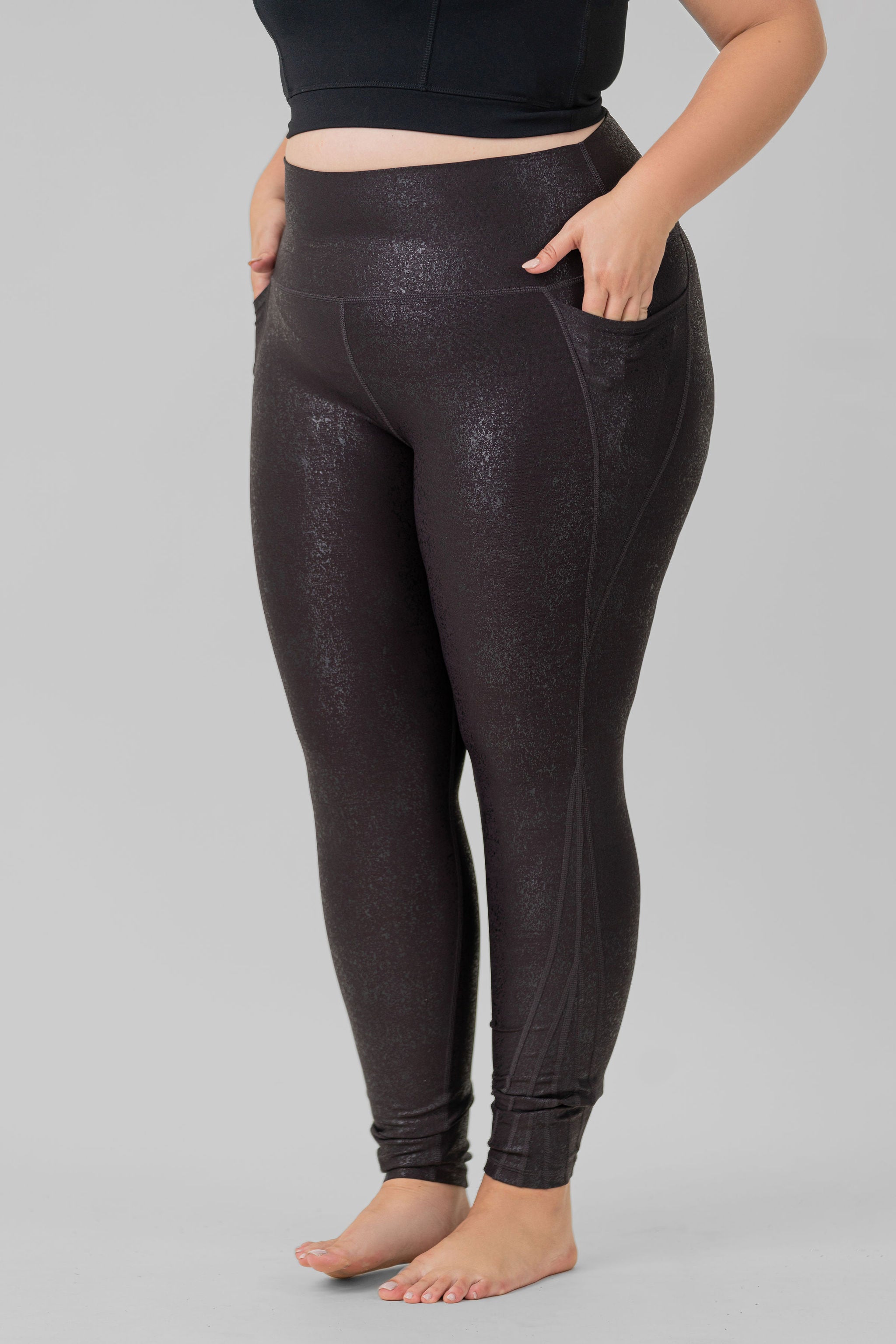 FOIL HIGH WAIST LEGGINGS WITH SIDE POCKETS plus-size - AMOUR781