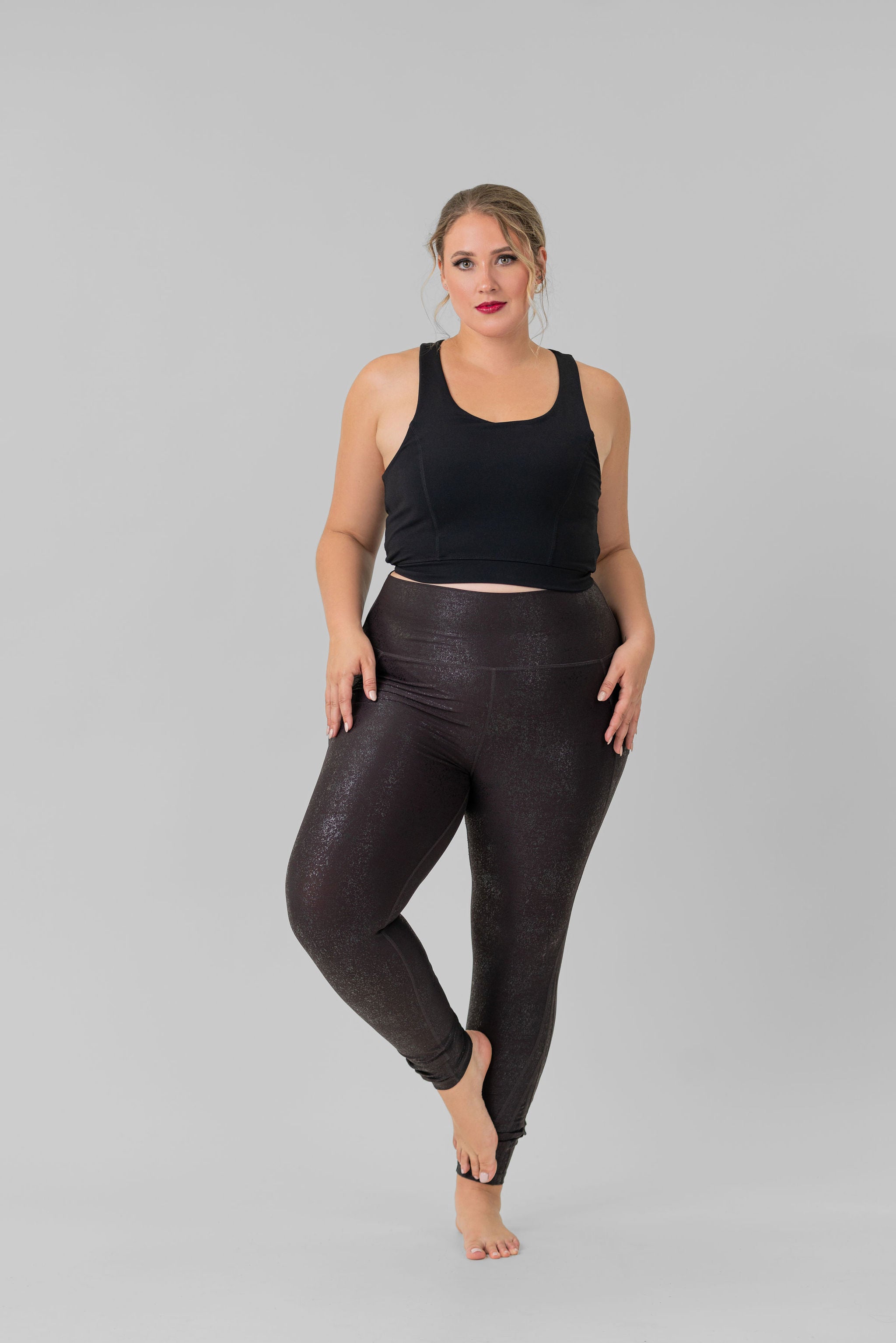 FOIL HIGH WAIST LEGGINGS WITH SIDE POCKETS plus-size - AMOUR781