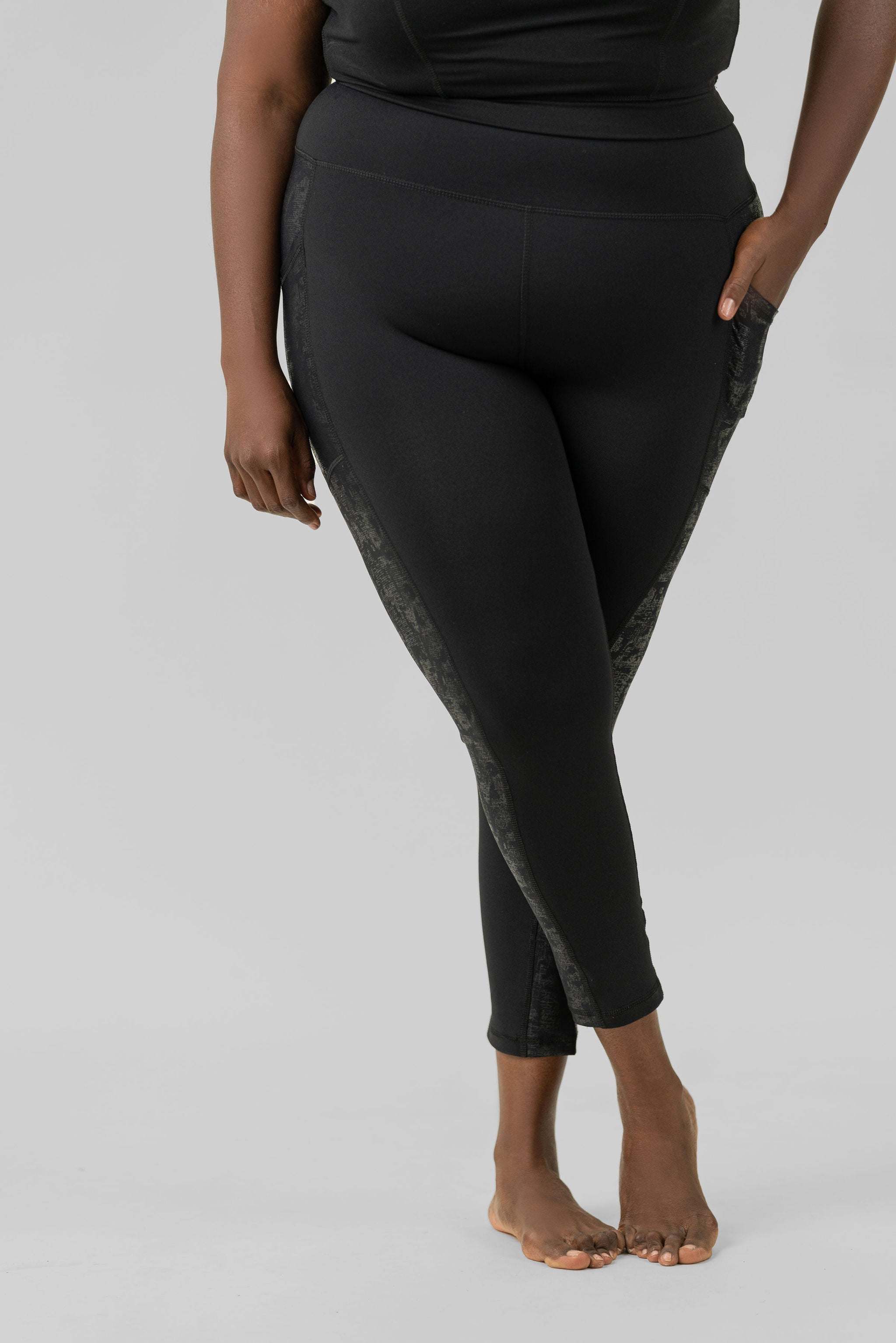 METALLIC SIDE STRIPED HIGHWAIST LEGGINGS plus-size - AMOUR781