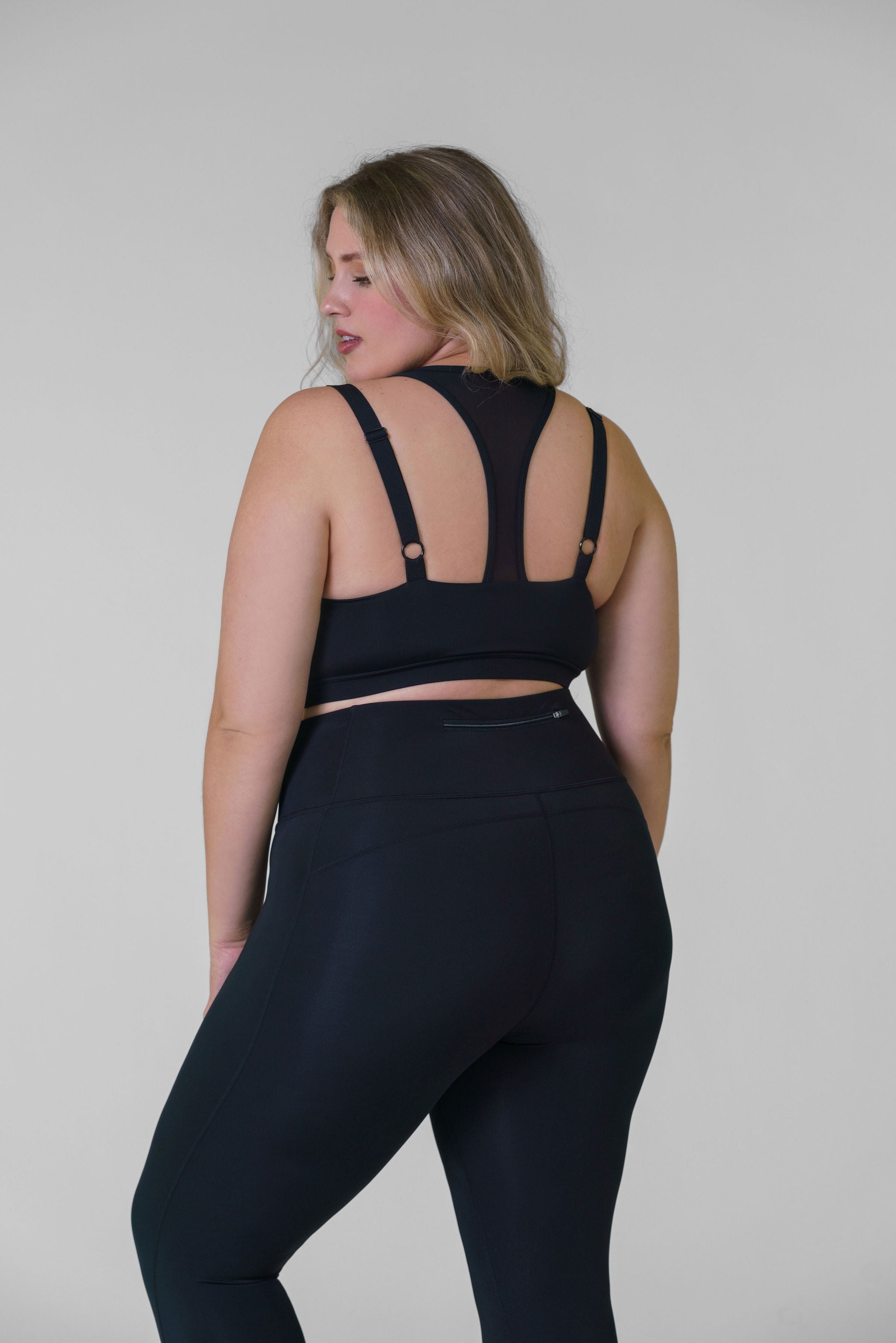 HARNESS MESH HYBRID RACERBACK plus-size - AMOUR781