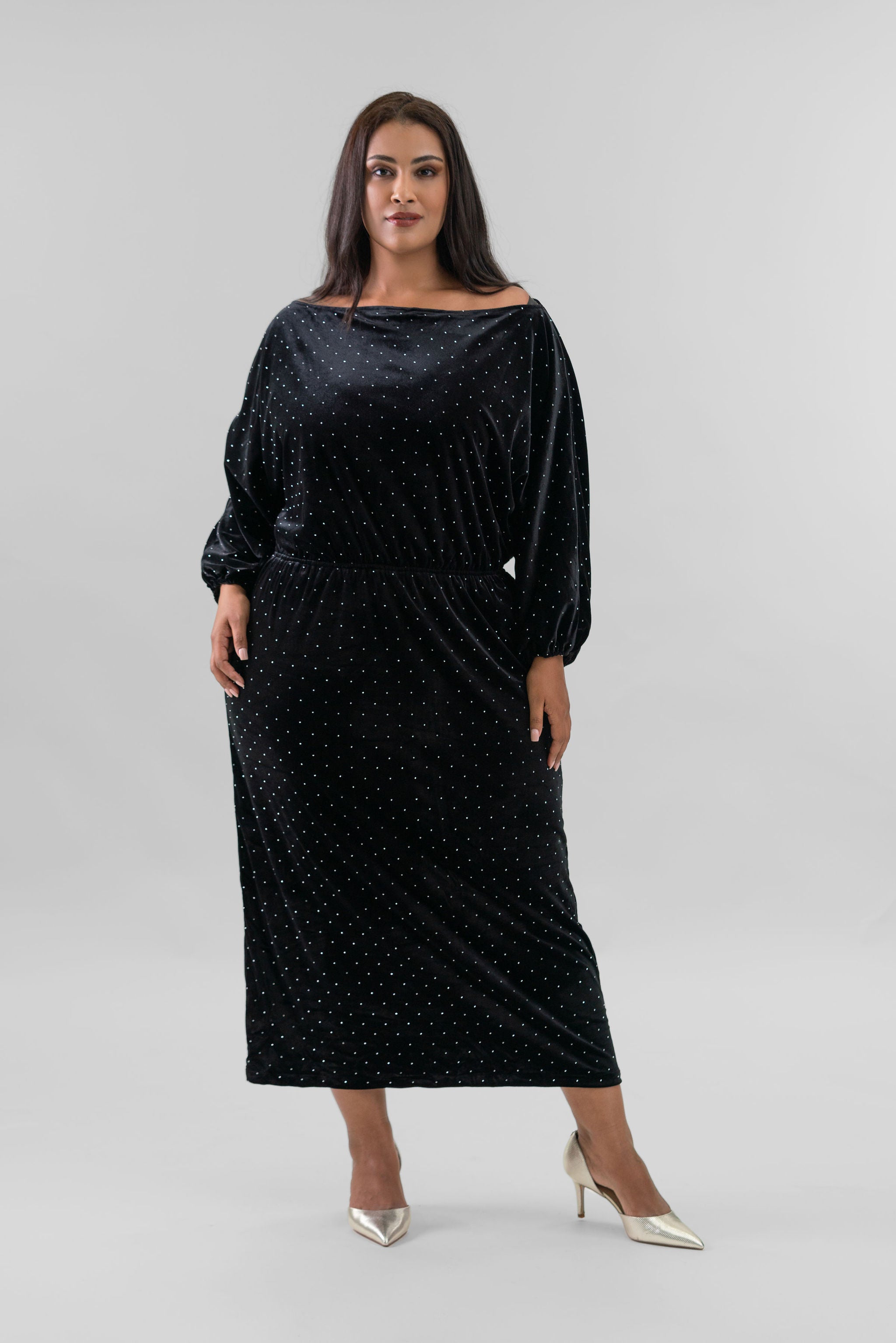 BLACK LONG SLEEVED VELVET TILLY DRESS plus-size - AMOUR781