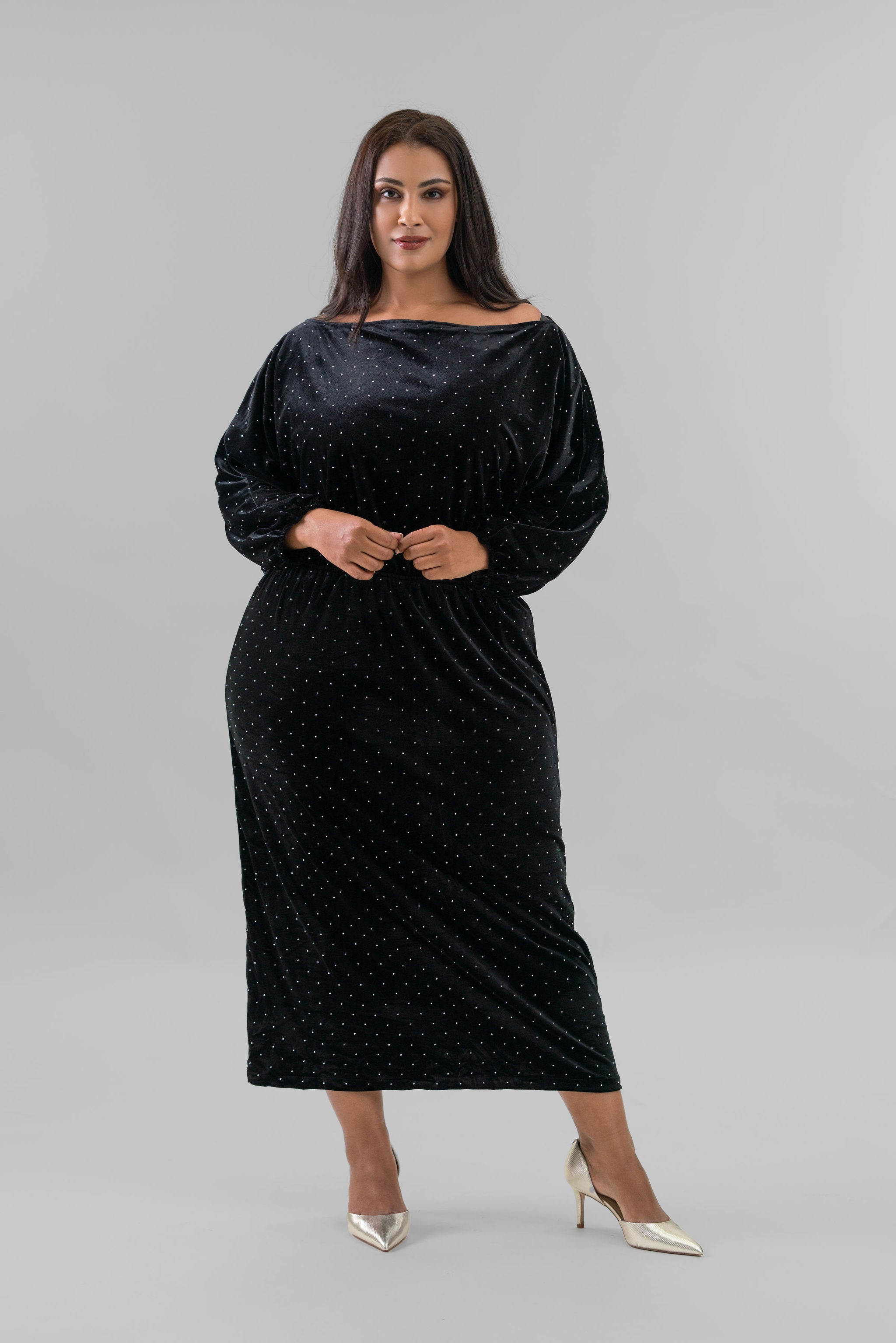 BLACK LONG SLEEVED VELVET TILLY DRESS plus-size - AMOUR781