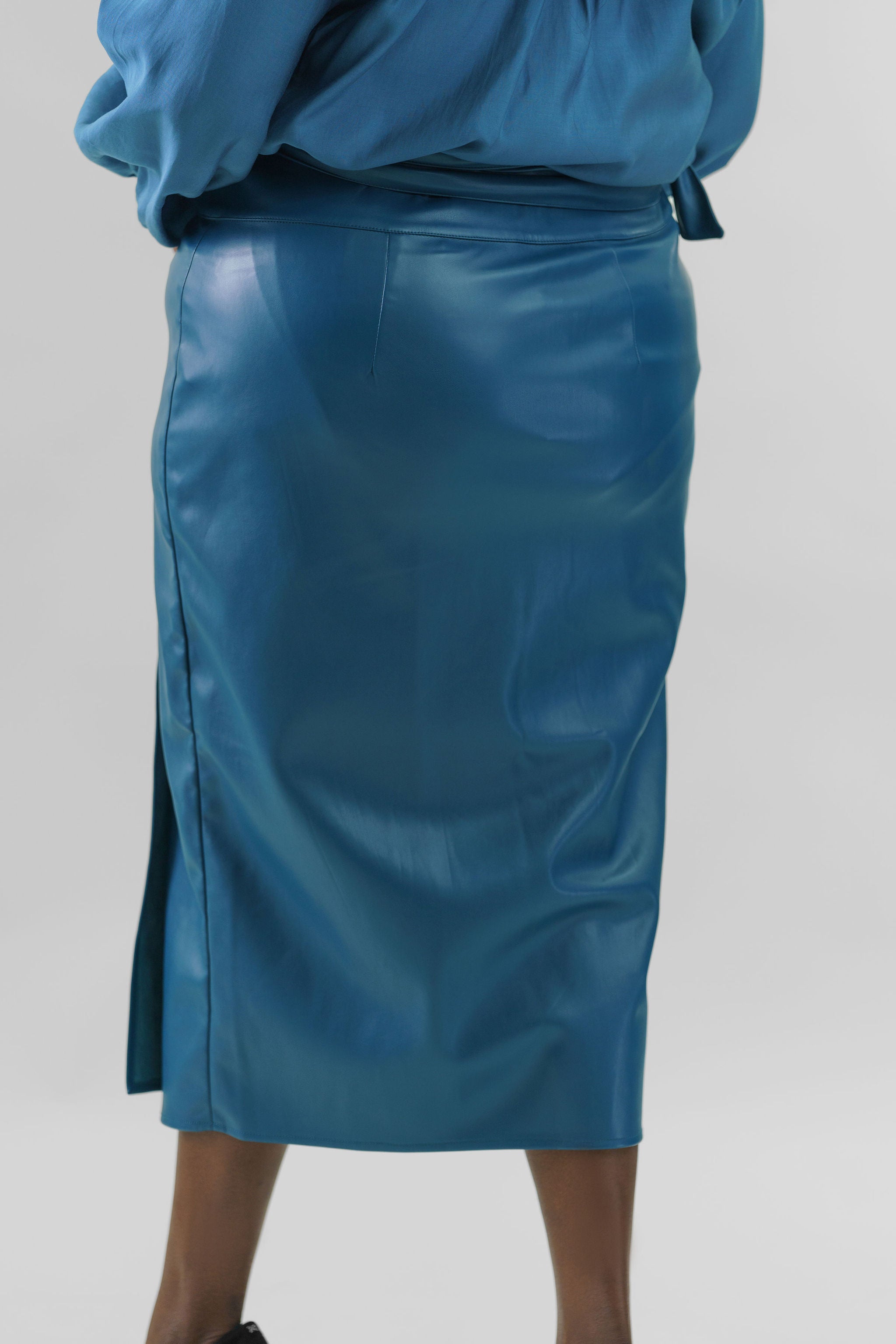 TEAL VEGAN LEATHER JASPRE SKIRT plus-size - AMOUR781