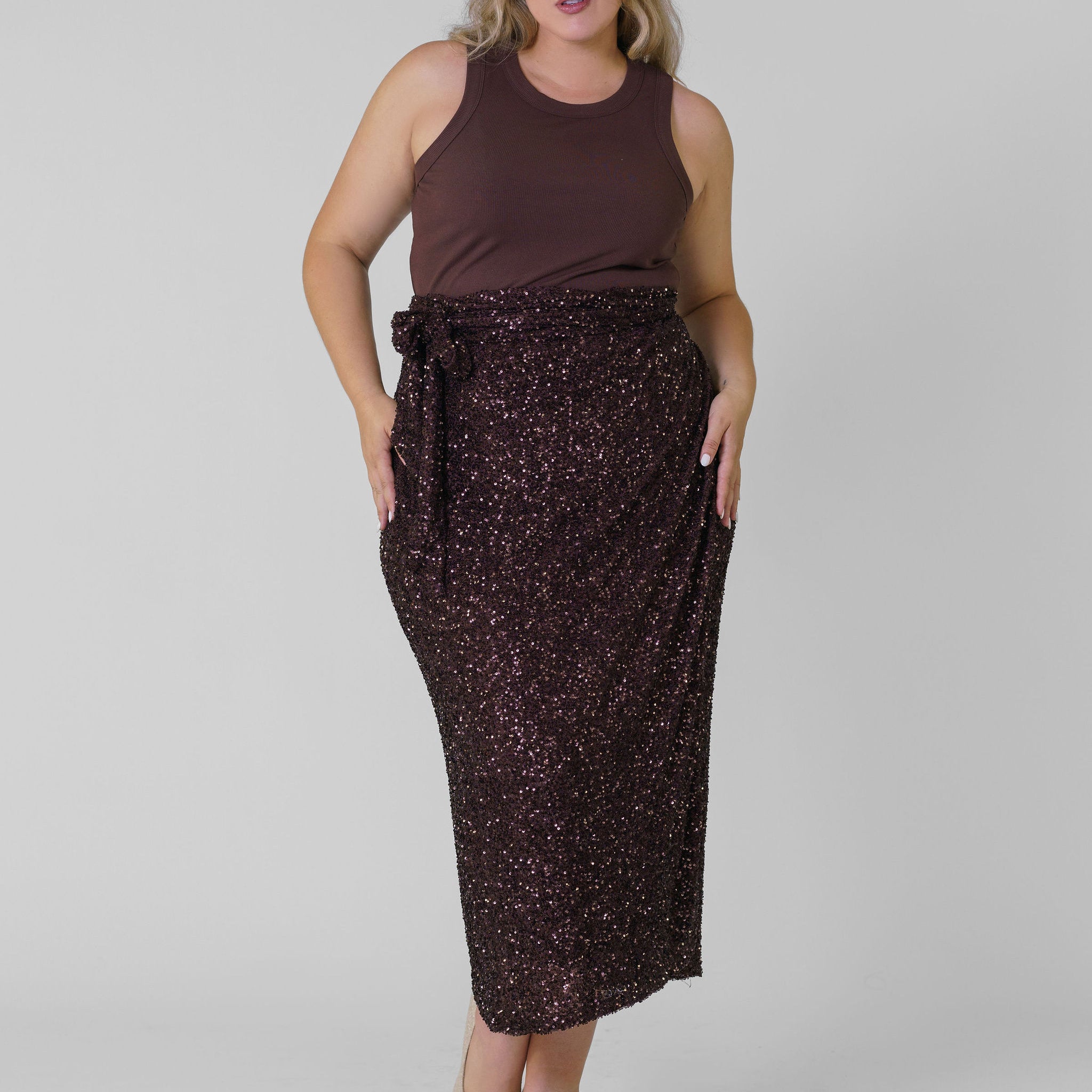 CHOCLATE SEQUIN JASPRE SKIRT - AMOUR781