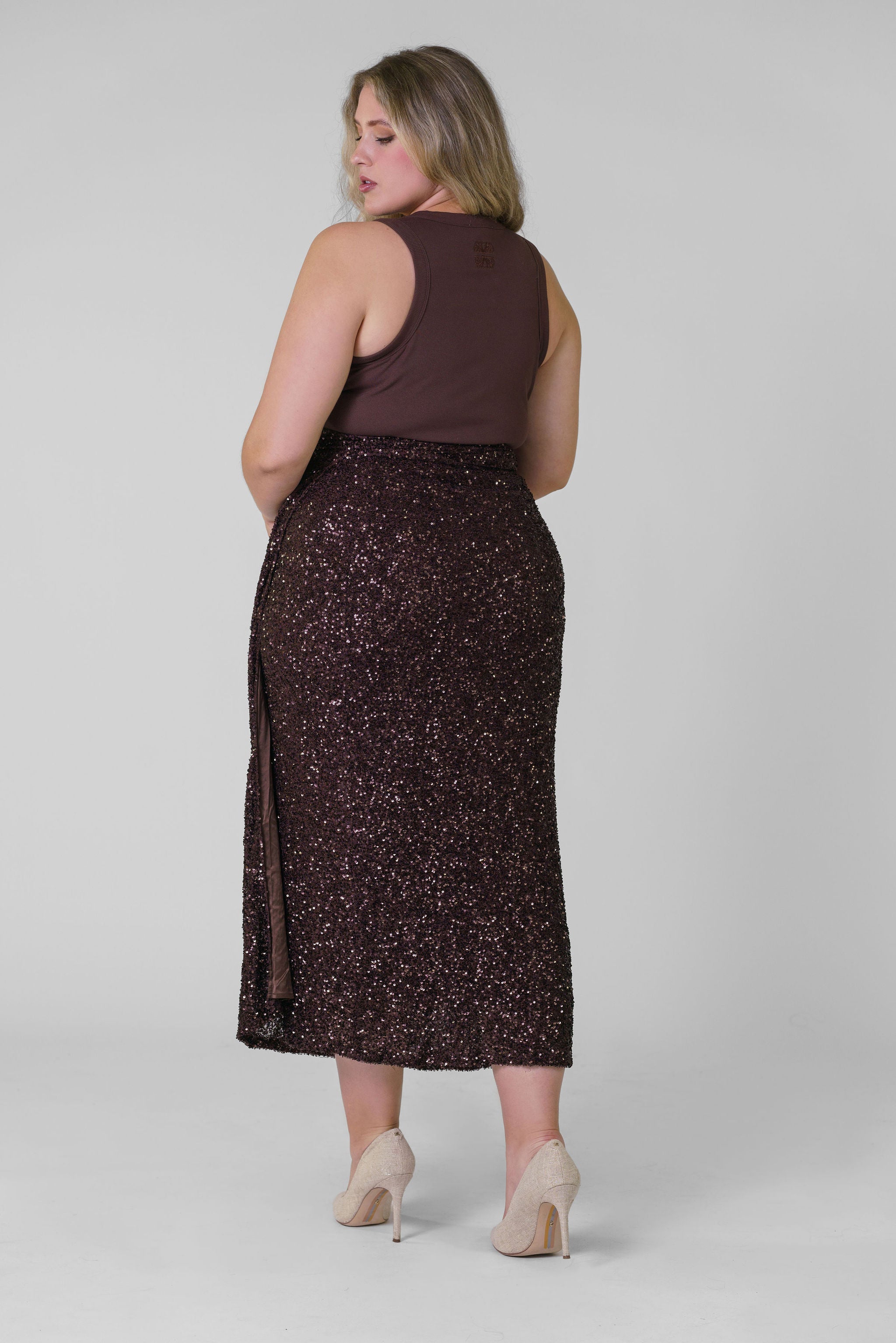 CHOCLATE SEQUIN JASPRE SKIRT - AMOUR781