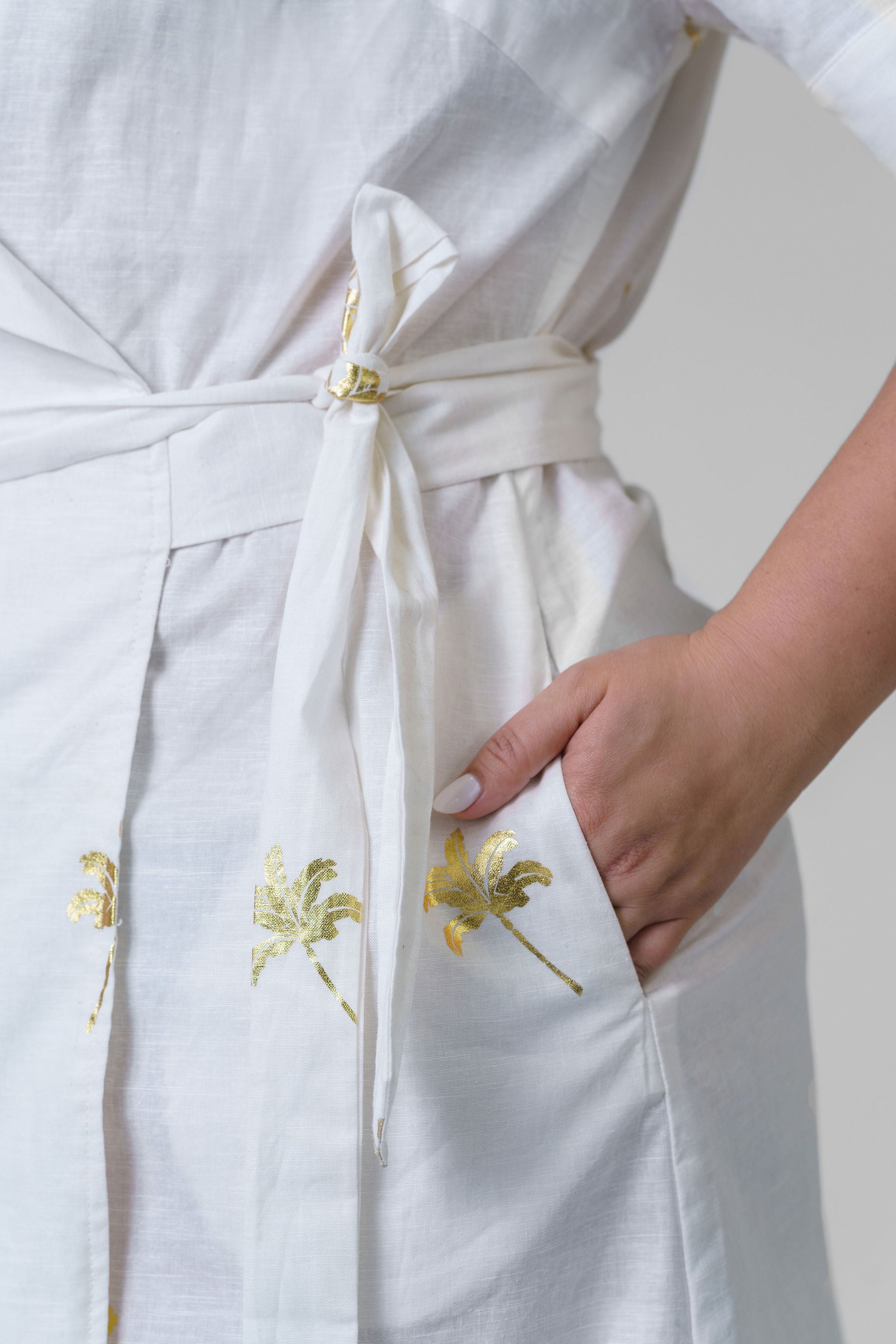 WHITE COTTON LINEN BROOKLYN DRESS WITH GOLD FLECK plus-size - AMOUR781