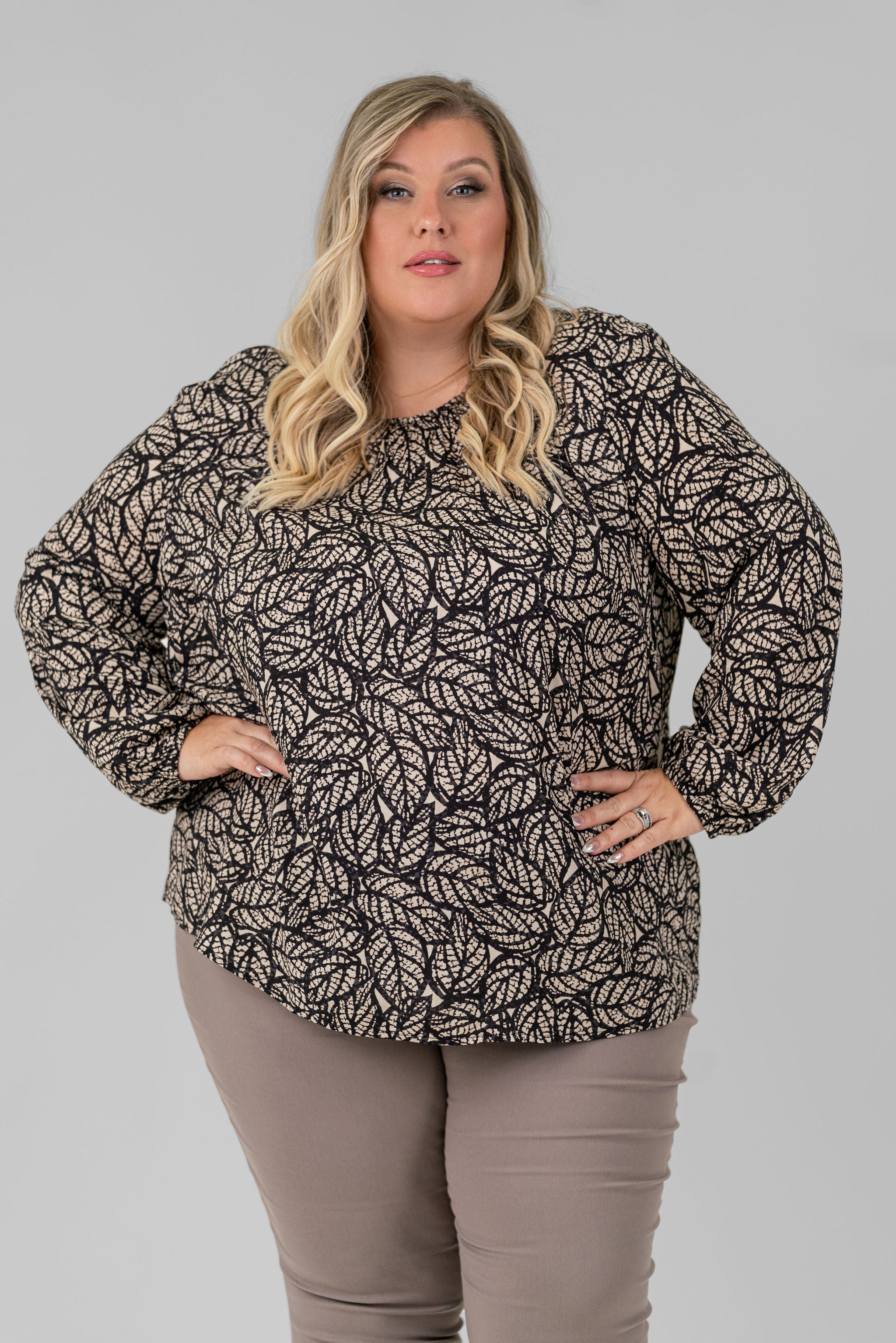 LACEY LEAVES TOP plus-size - AMOUR781