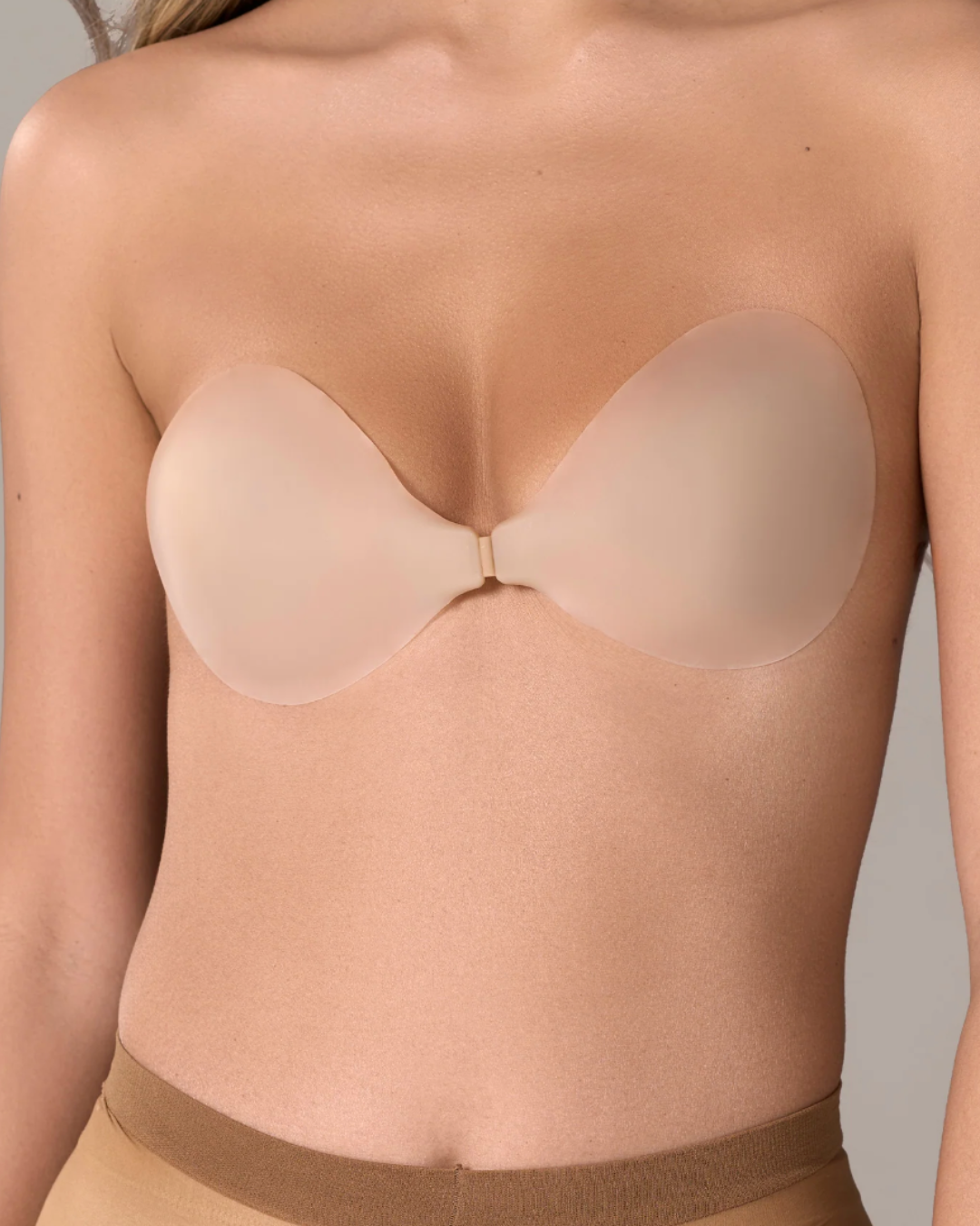 SHAPE-UP ULTRA THIN ADHESIVE BRA plus-size - AMOUR781