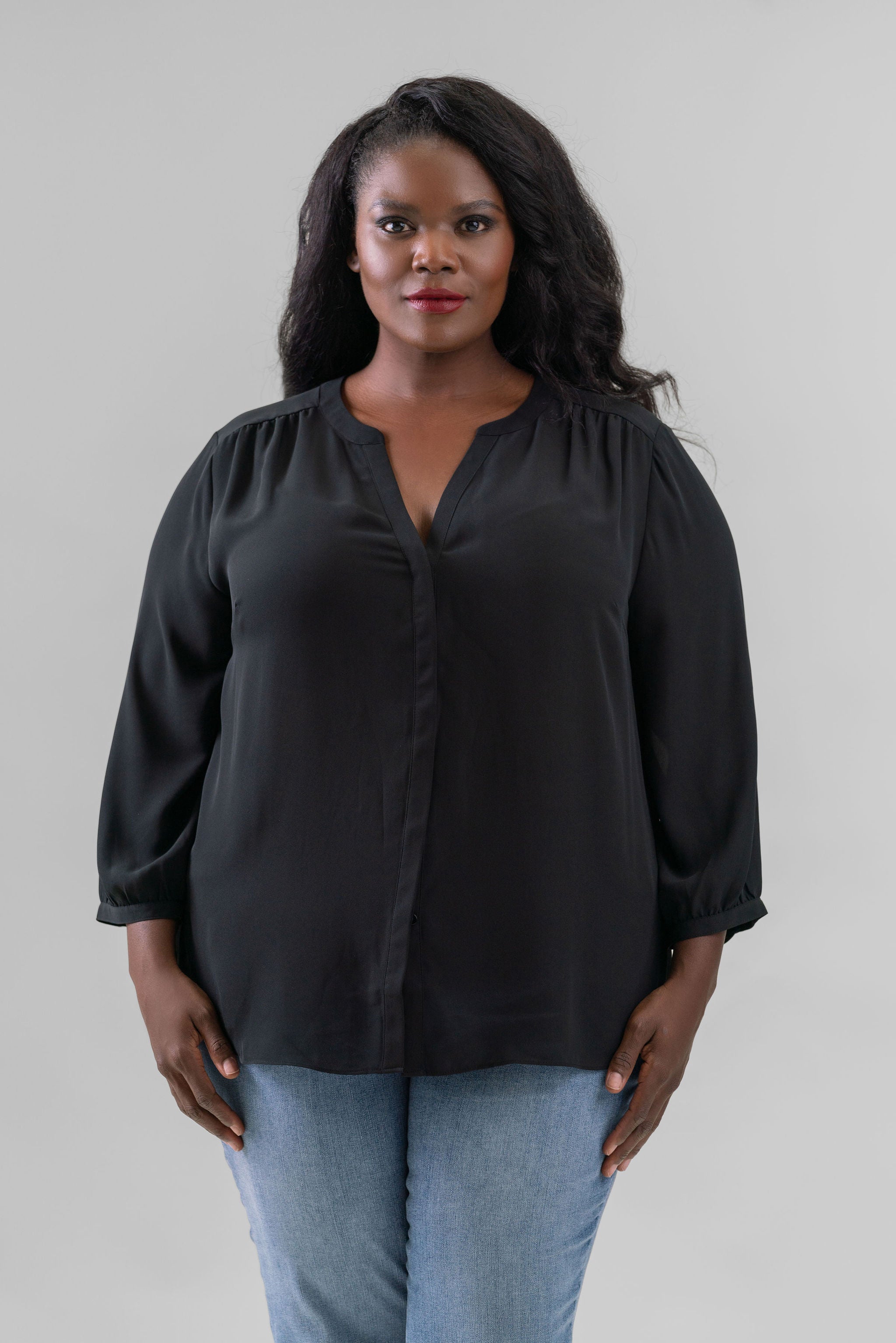 PINTUCK BLOUSE - Black plus-size - AMOUR781